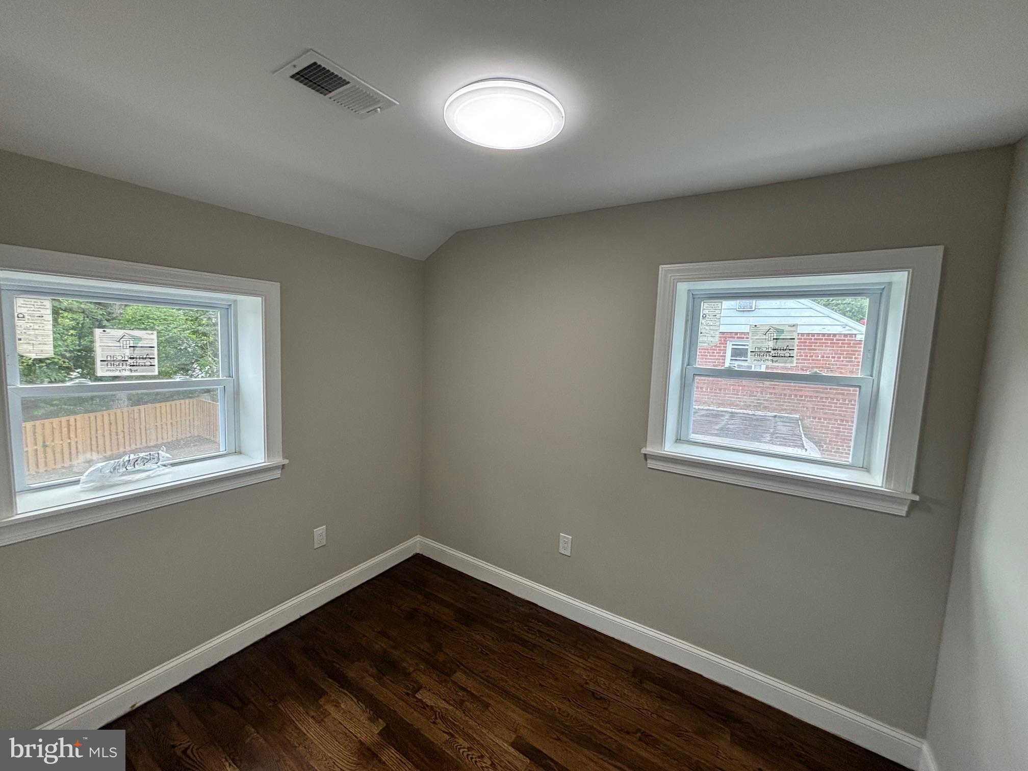 GREEN MEADOWS - Residential