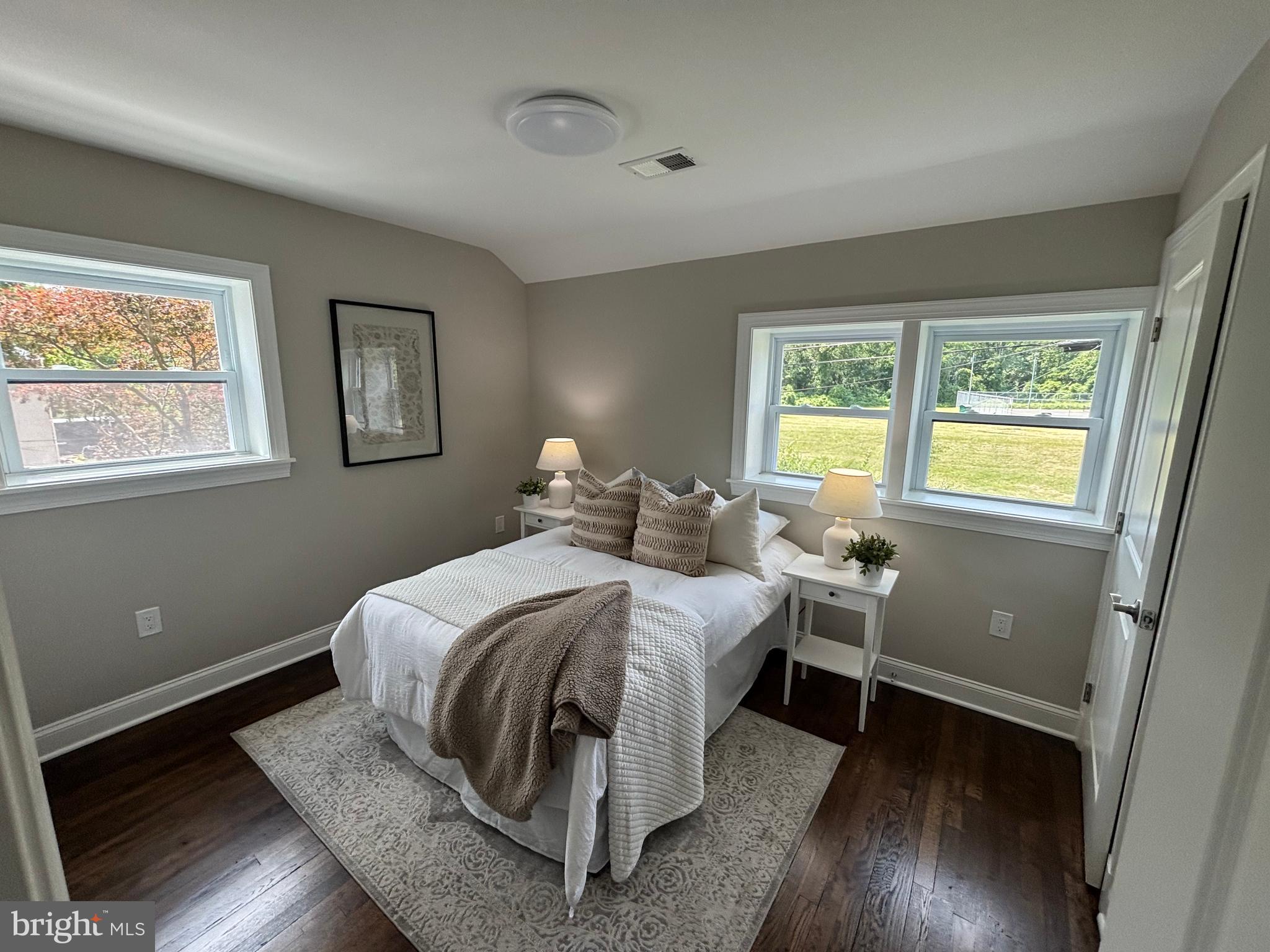 GREEN MEADOWS - Residential