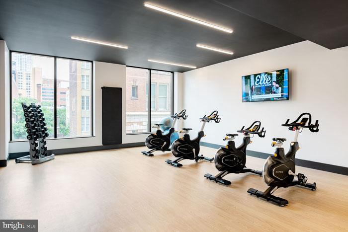 WASHINGTON SQ - Residential Lease