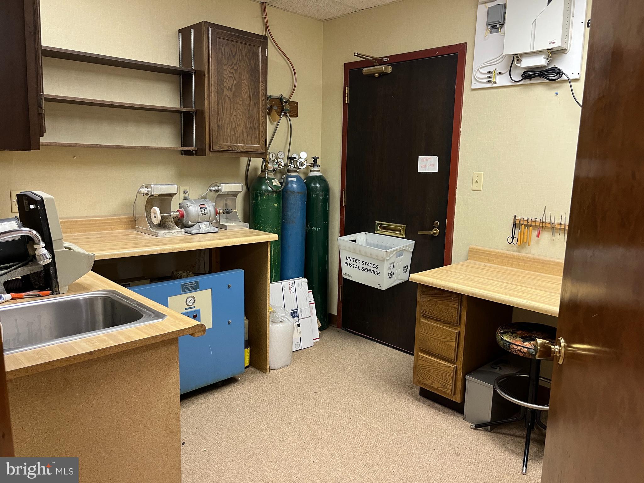 VALLEY FORGE TOWER - Commercial Sale