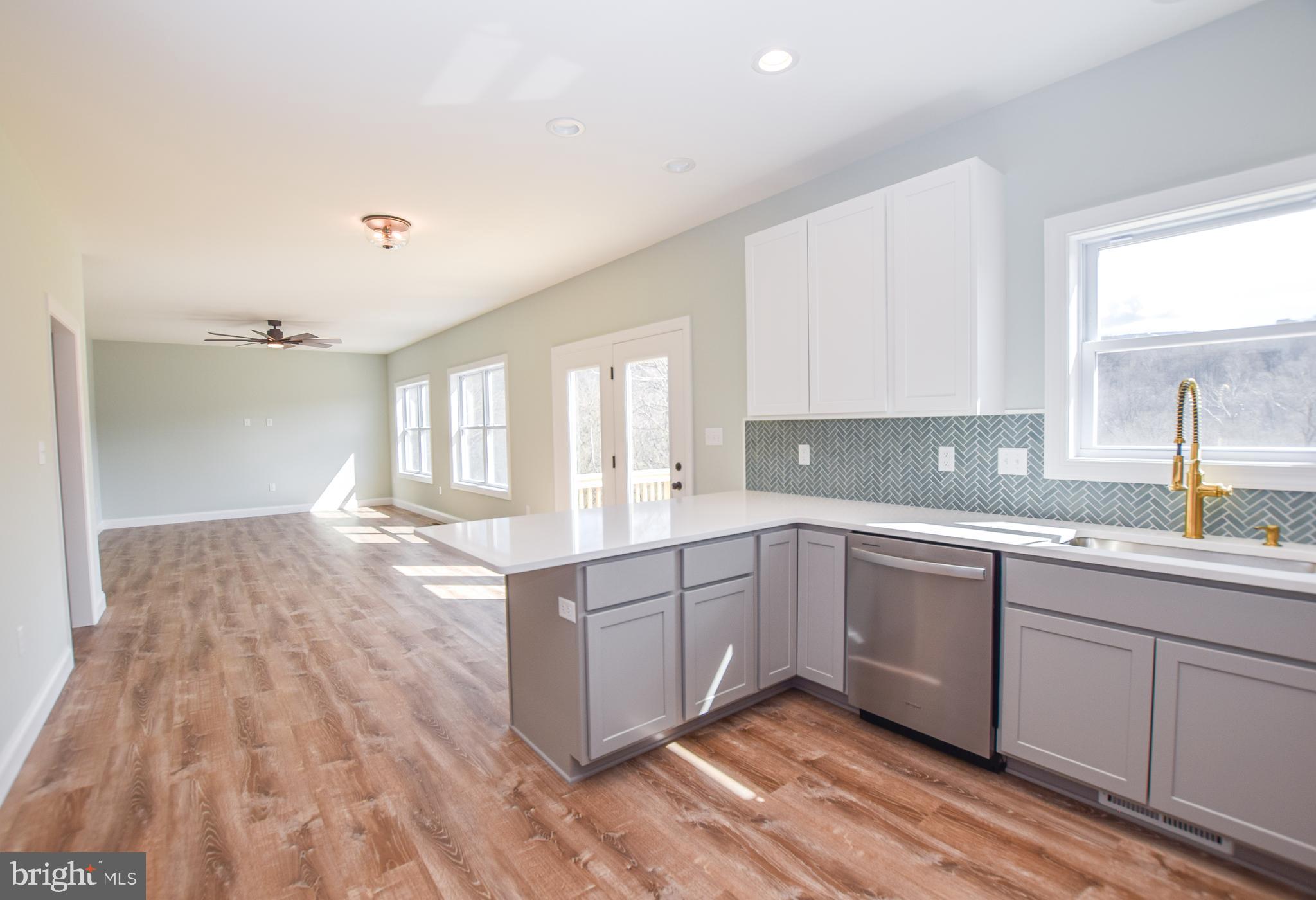 AVON BEND - Residential