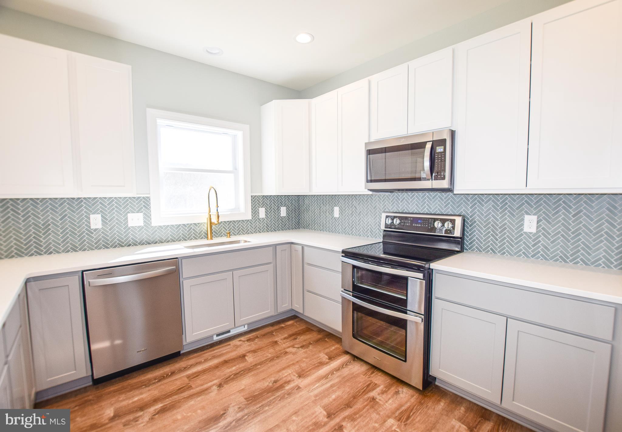 AVON BEND - Residential