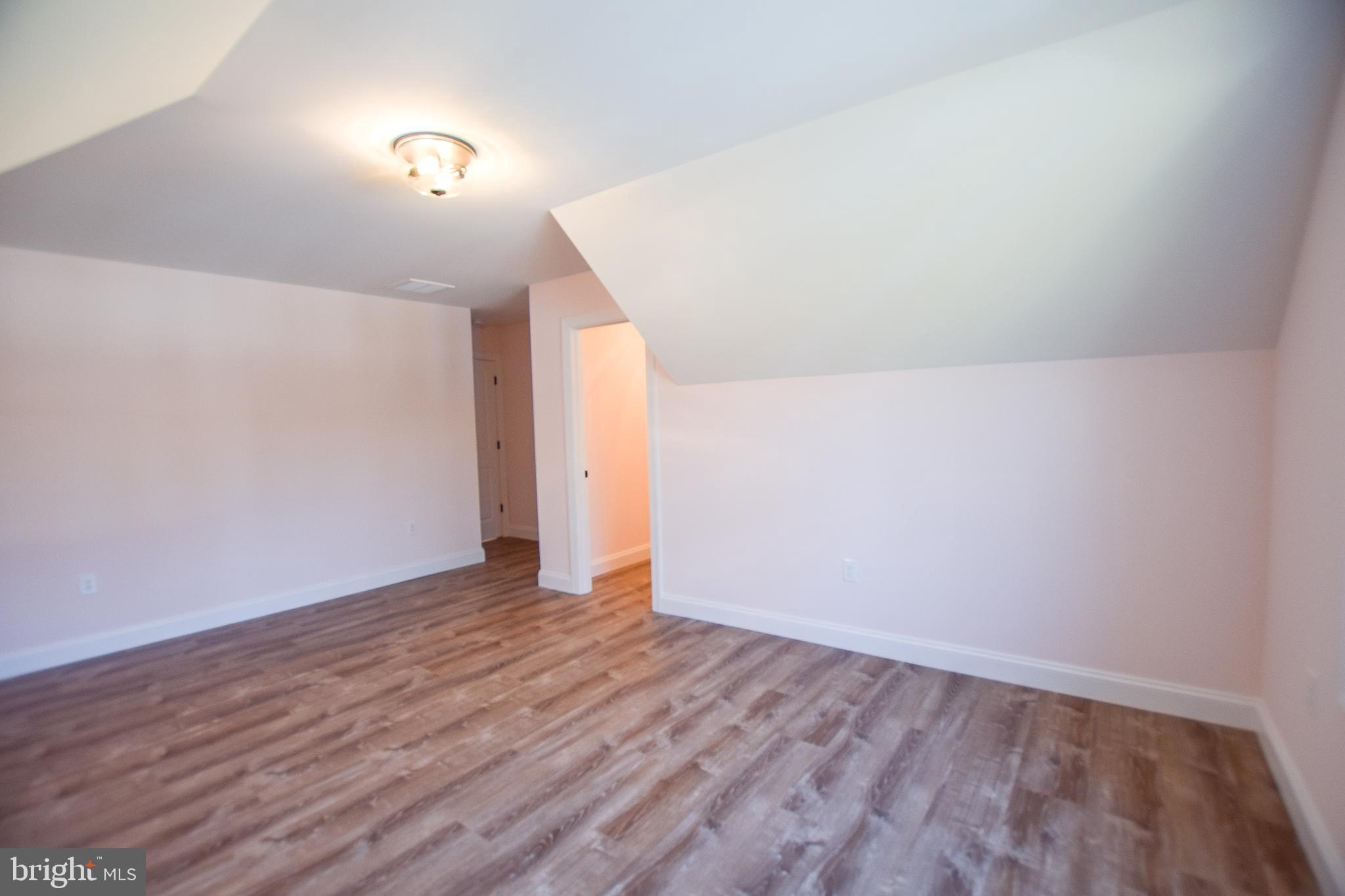 AVON BEND - Residential