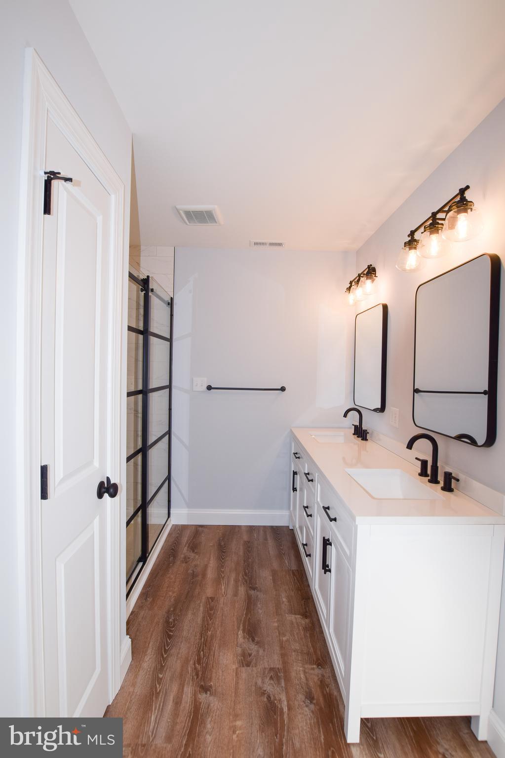 AVON BEND - Residential