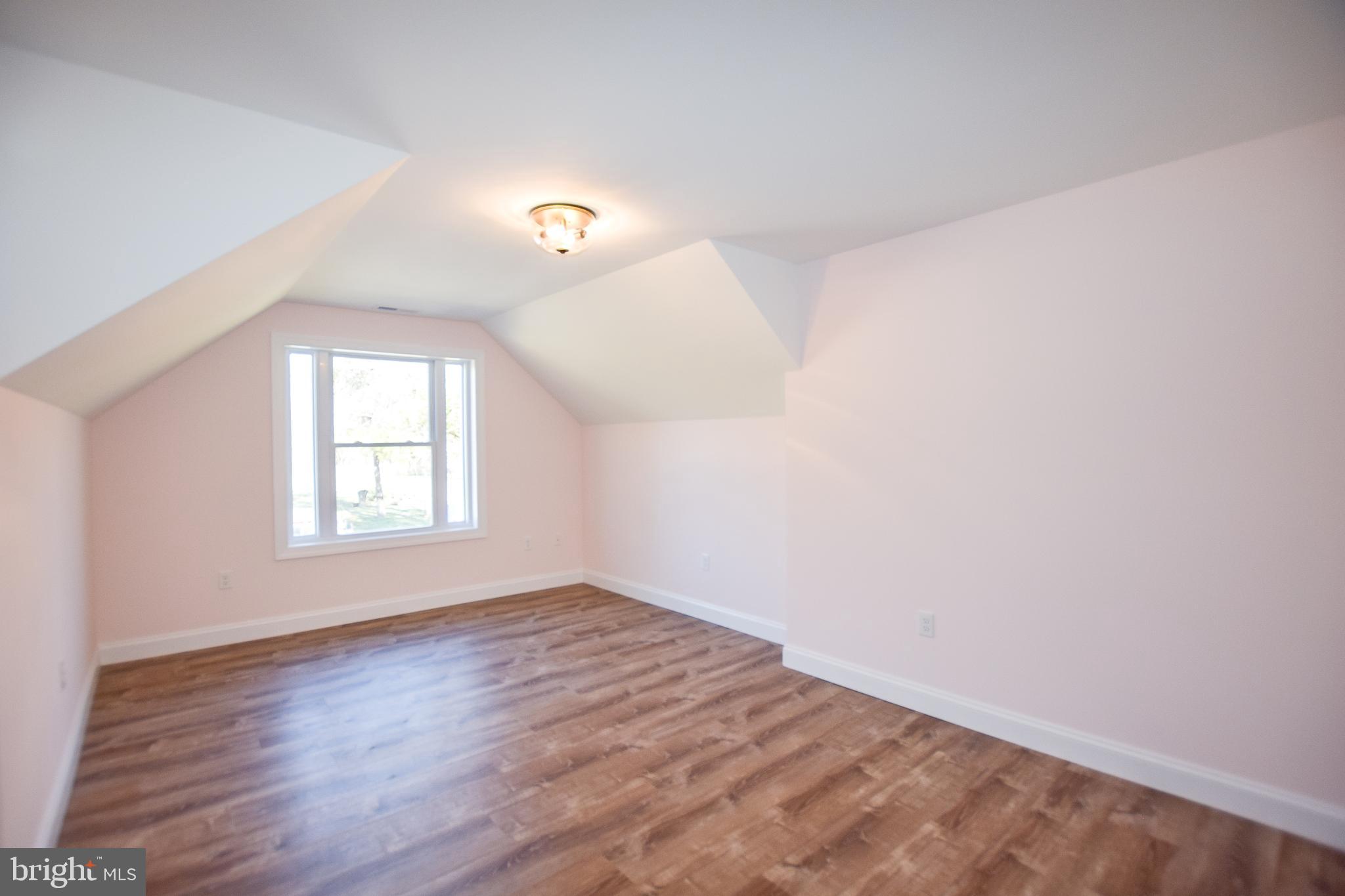 AVON BEND - Residential