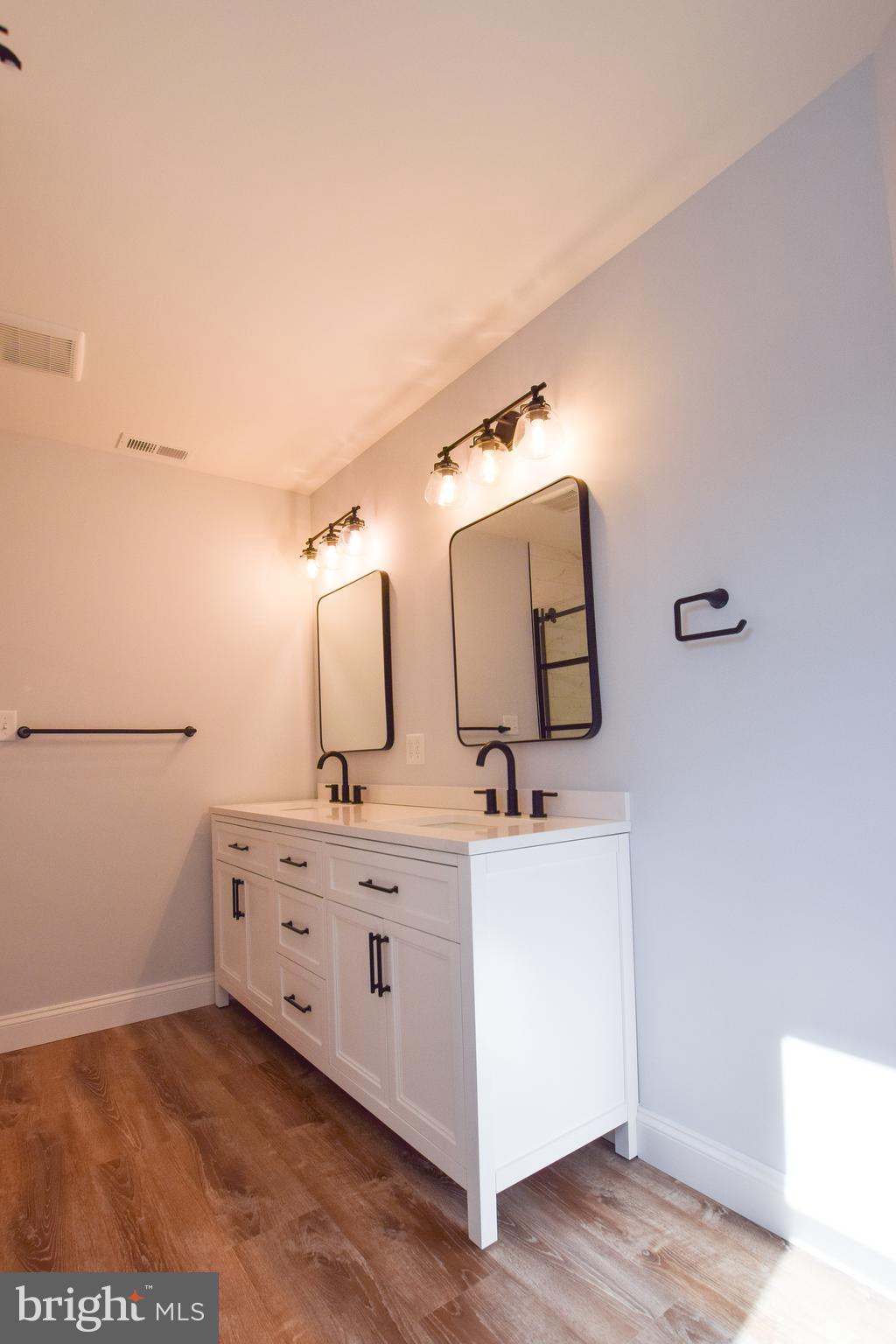 AVON BEND - Residential