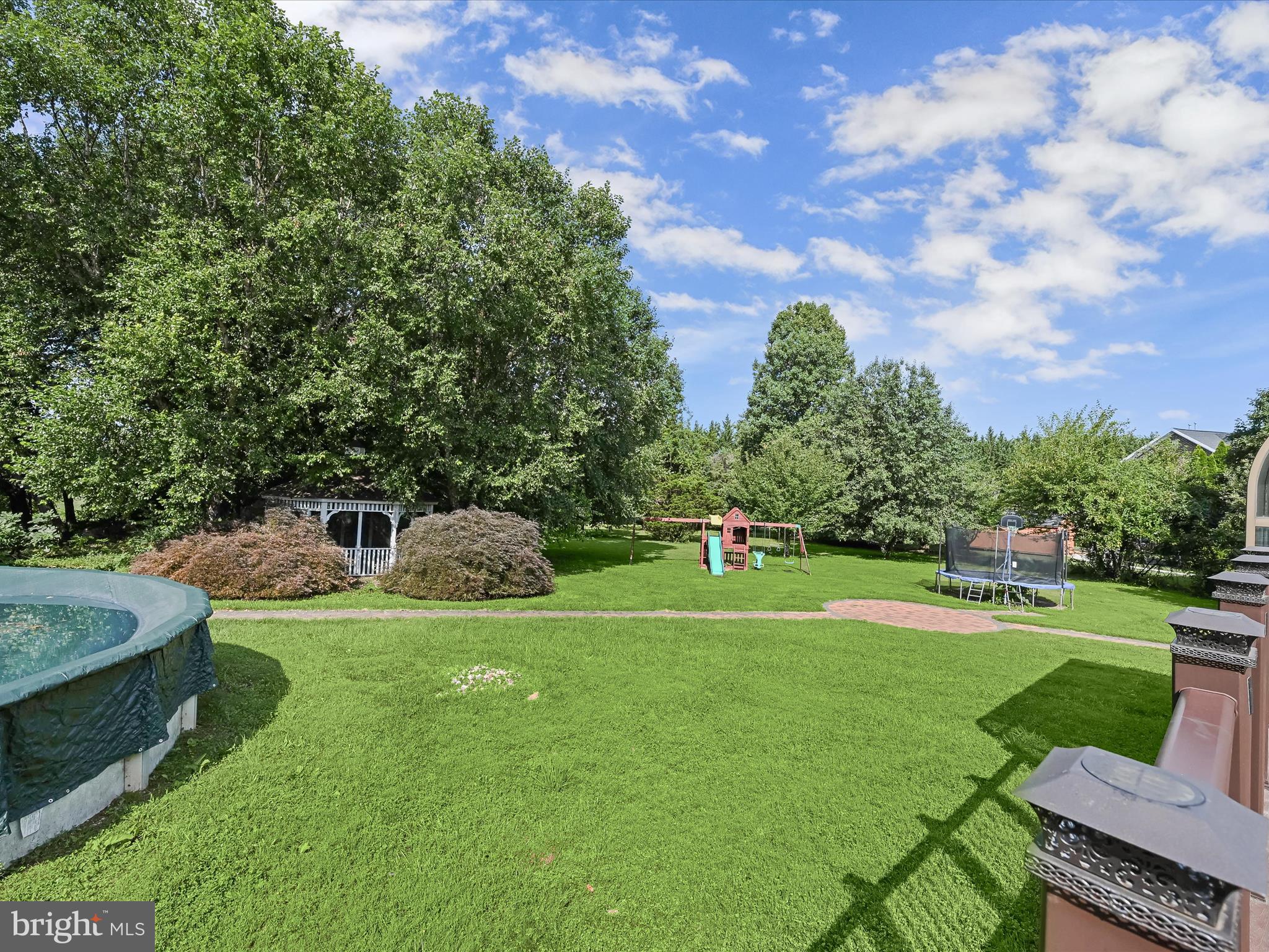 21618 SLIDELL ROAD