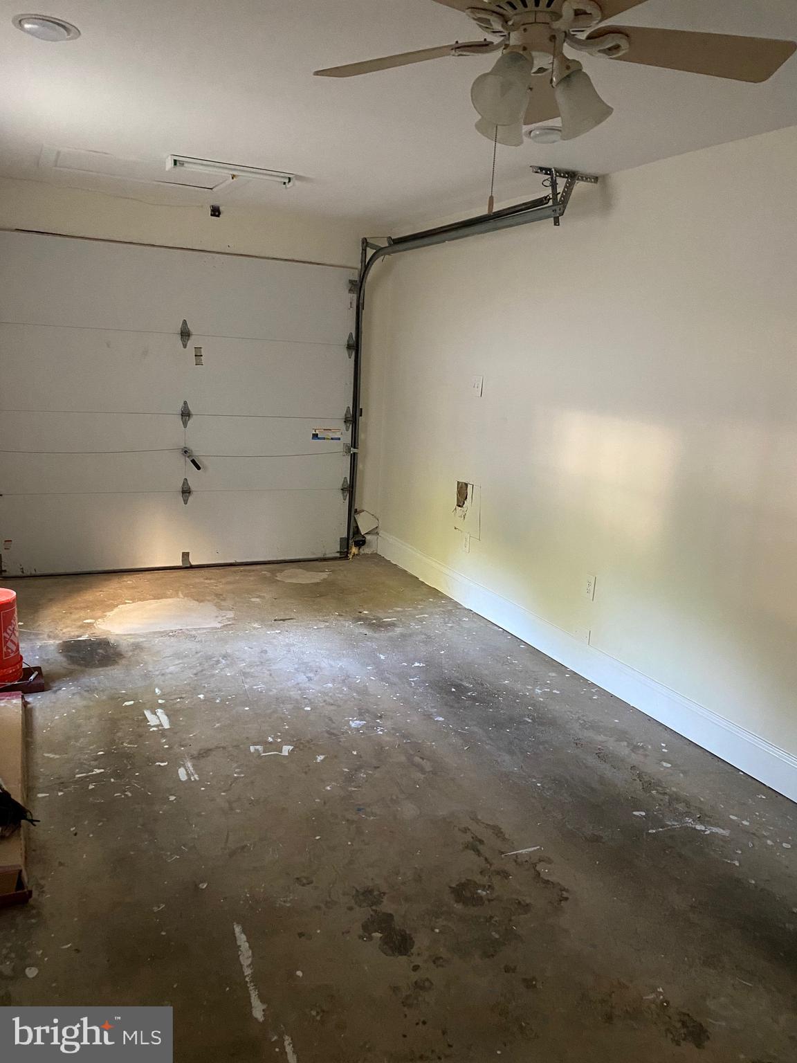 HUNTINGDON BROOK - Residential Lease