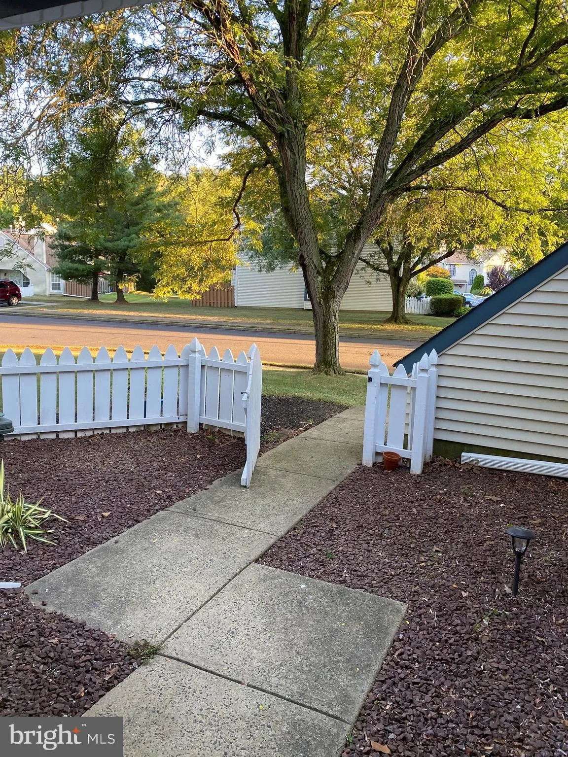 Southampton, Pennsylvania 18966, United States, 3 Bedrooms Bedrooms, ,3 BathroomsBathrooms,Residential,Active,207731