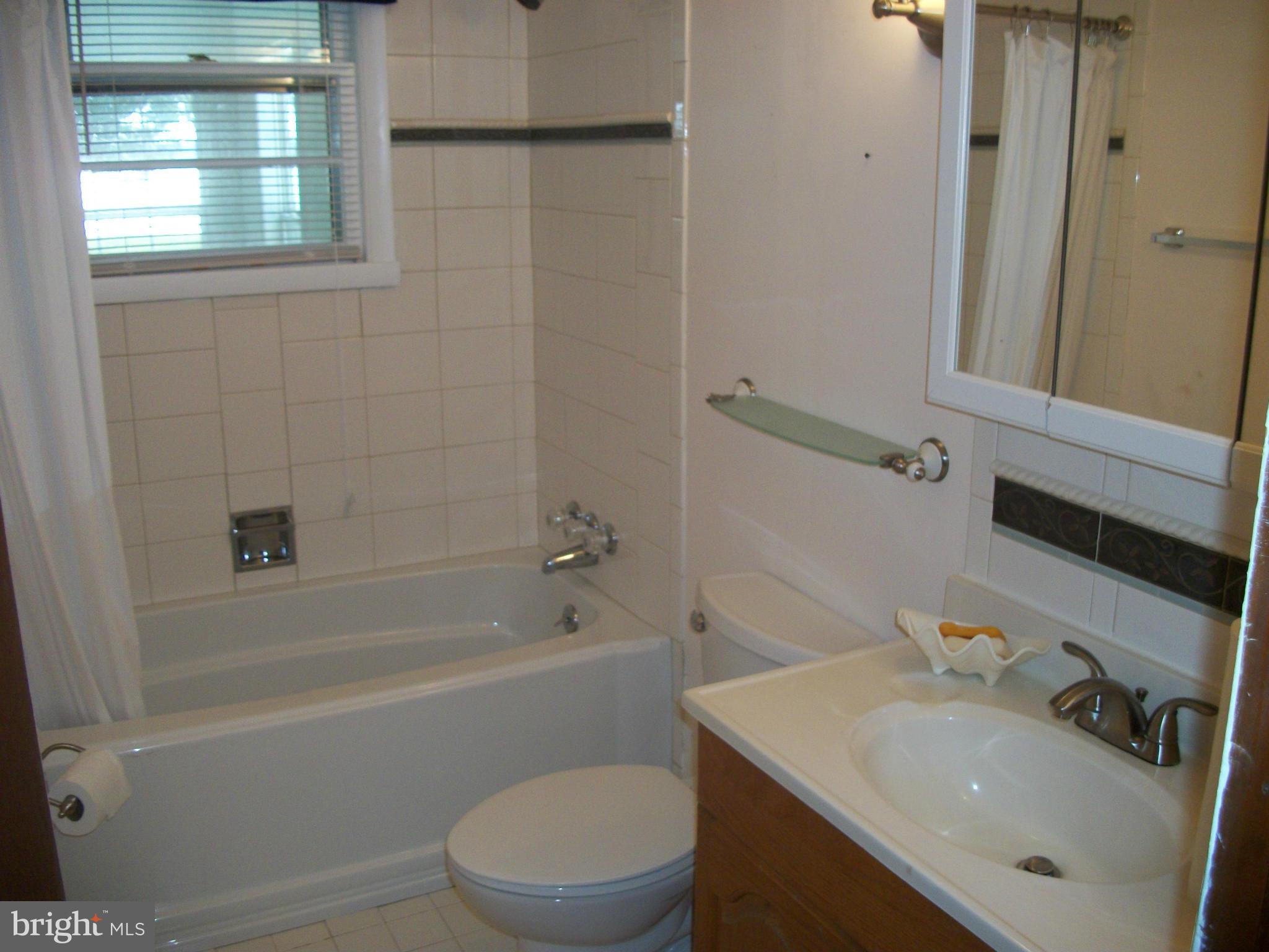 MILL POINT SHORES - Residential