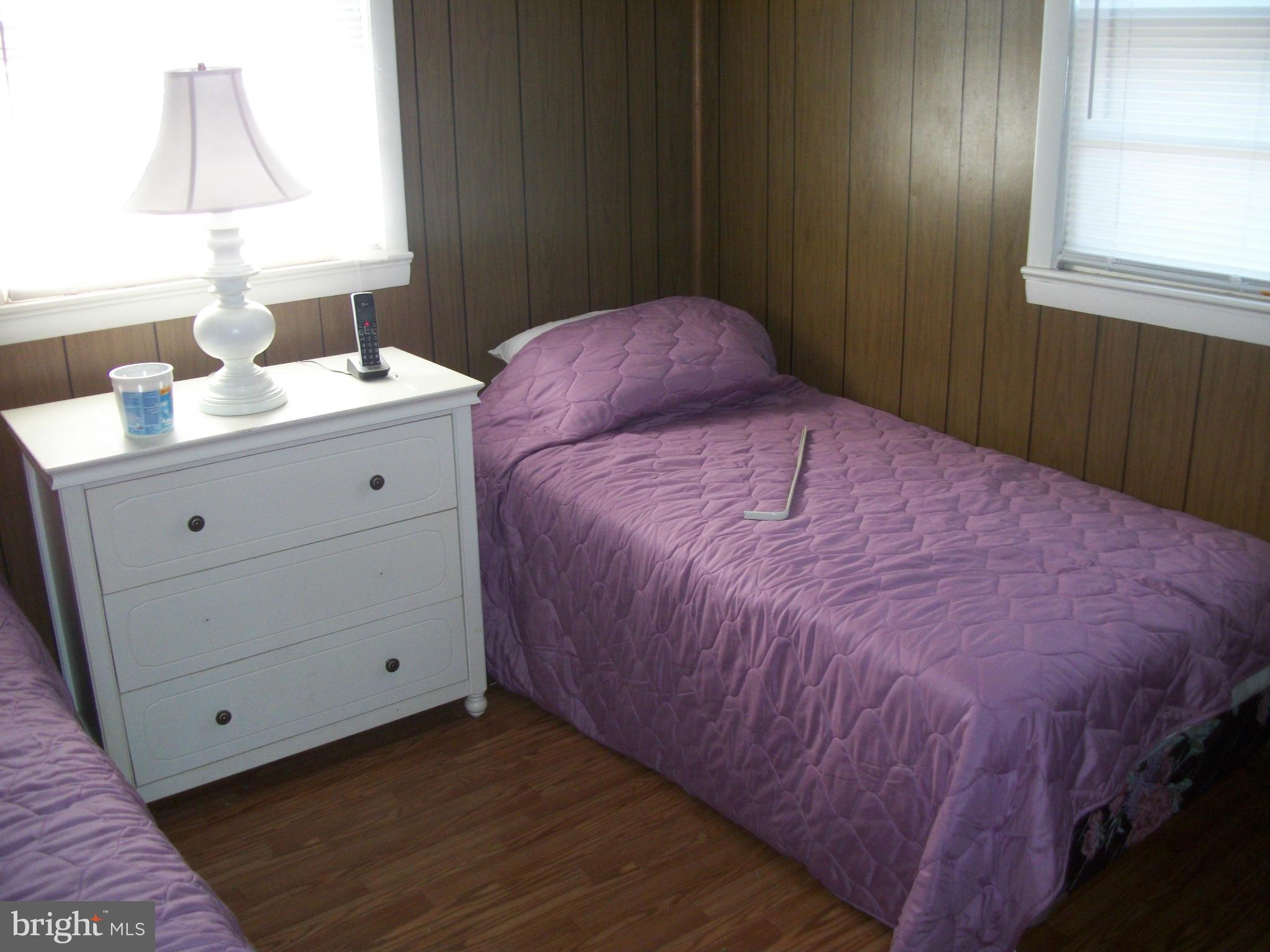 MILL POINT SHORES - Residential