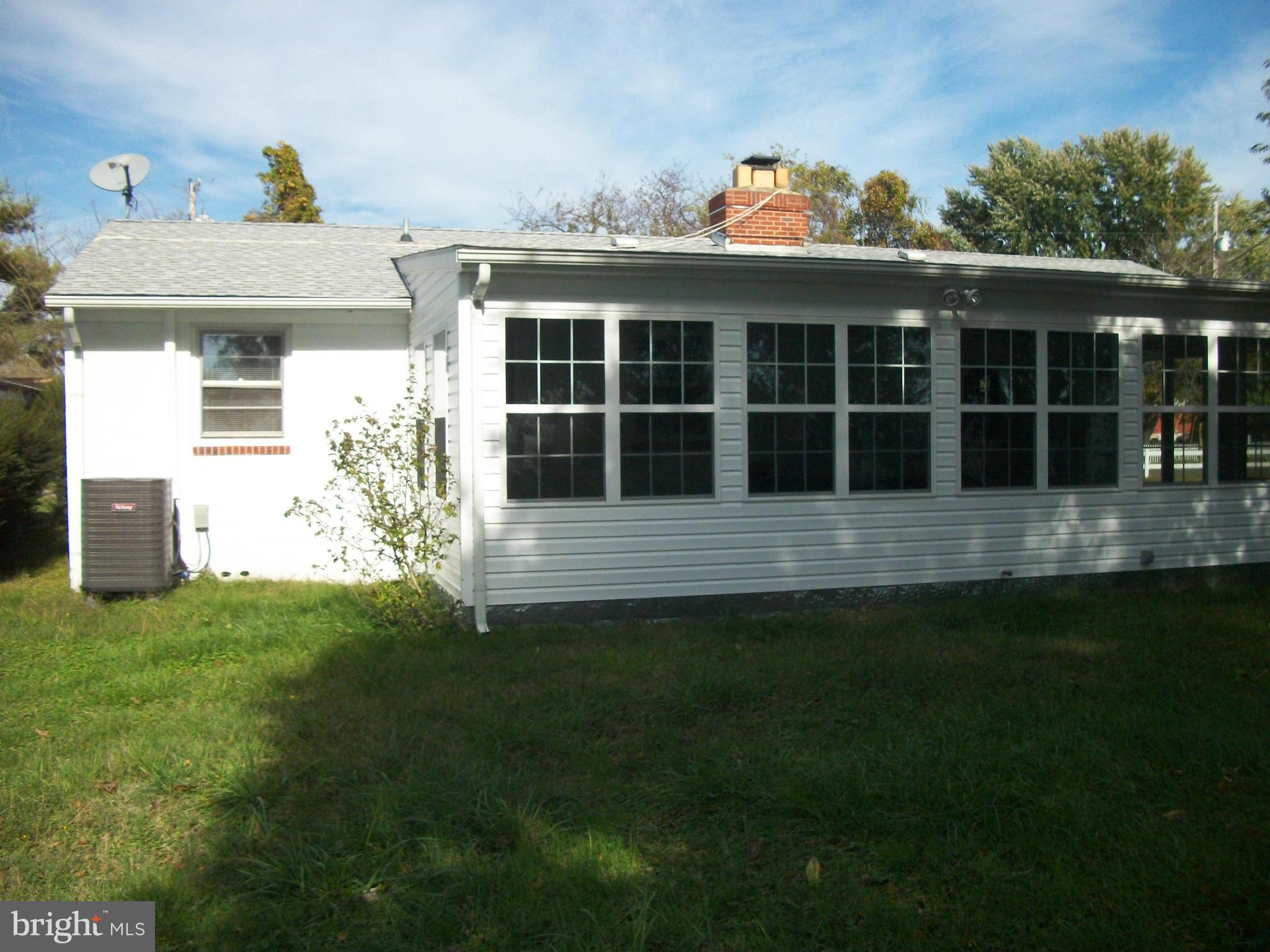 MILL POINT SHORES - Residential