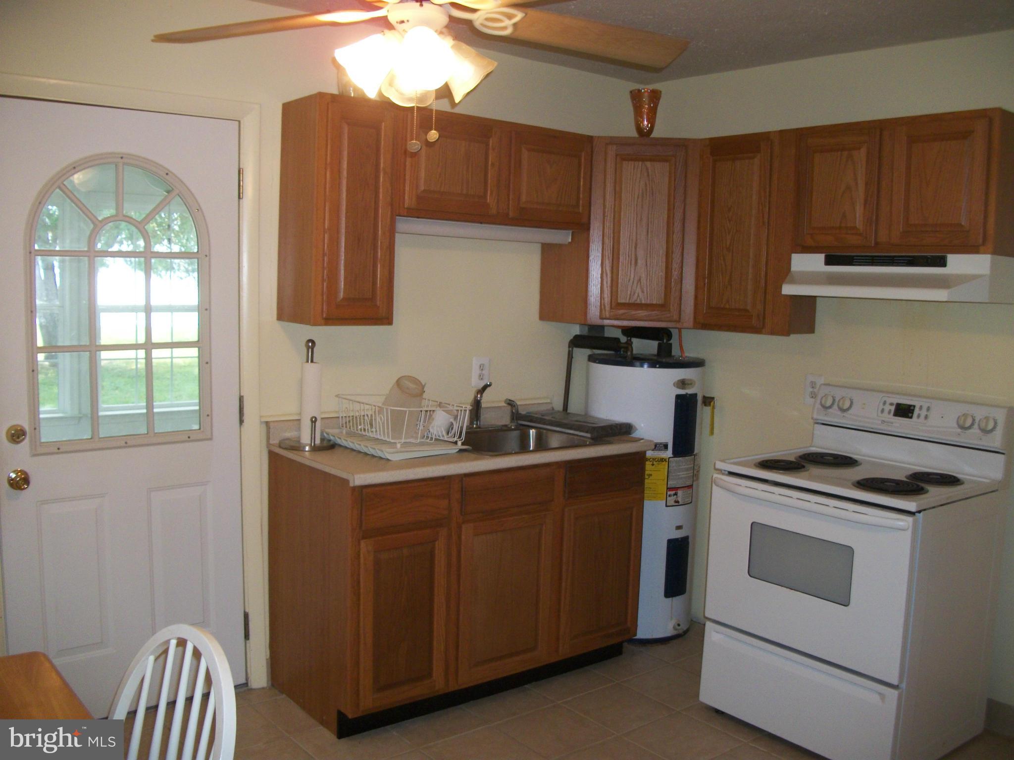 MILL POINT SHORES - Residential