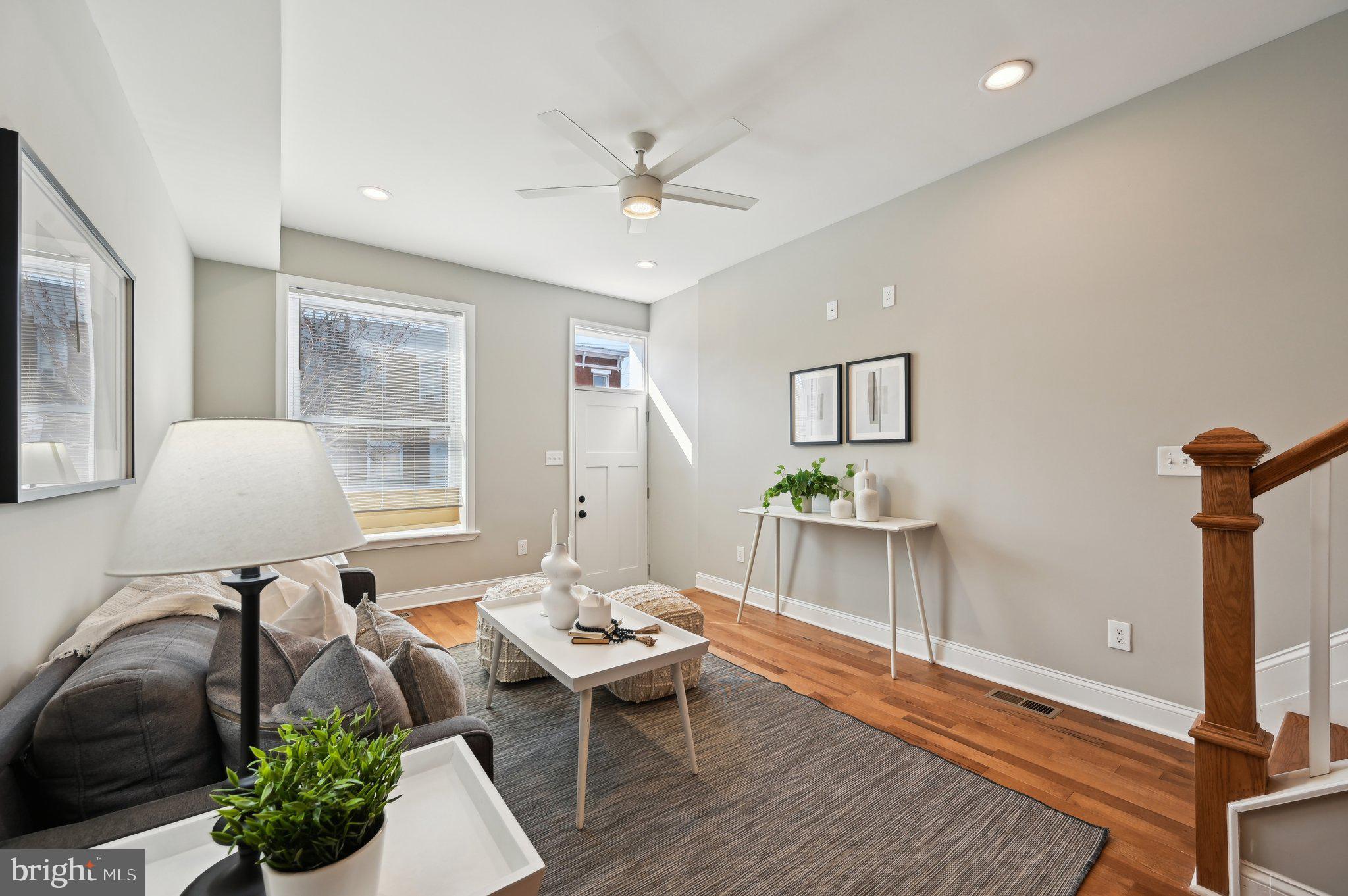 ELLWOOD PARK - Residential