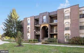 Photo of 8308 Tobin Road #13, ANNANDALE, VA 22003 (MLS # VAFX2336500)