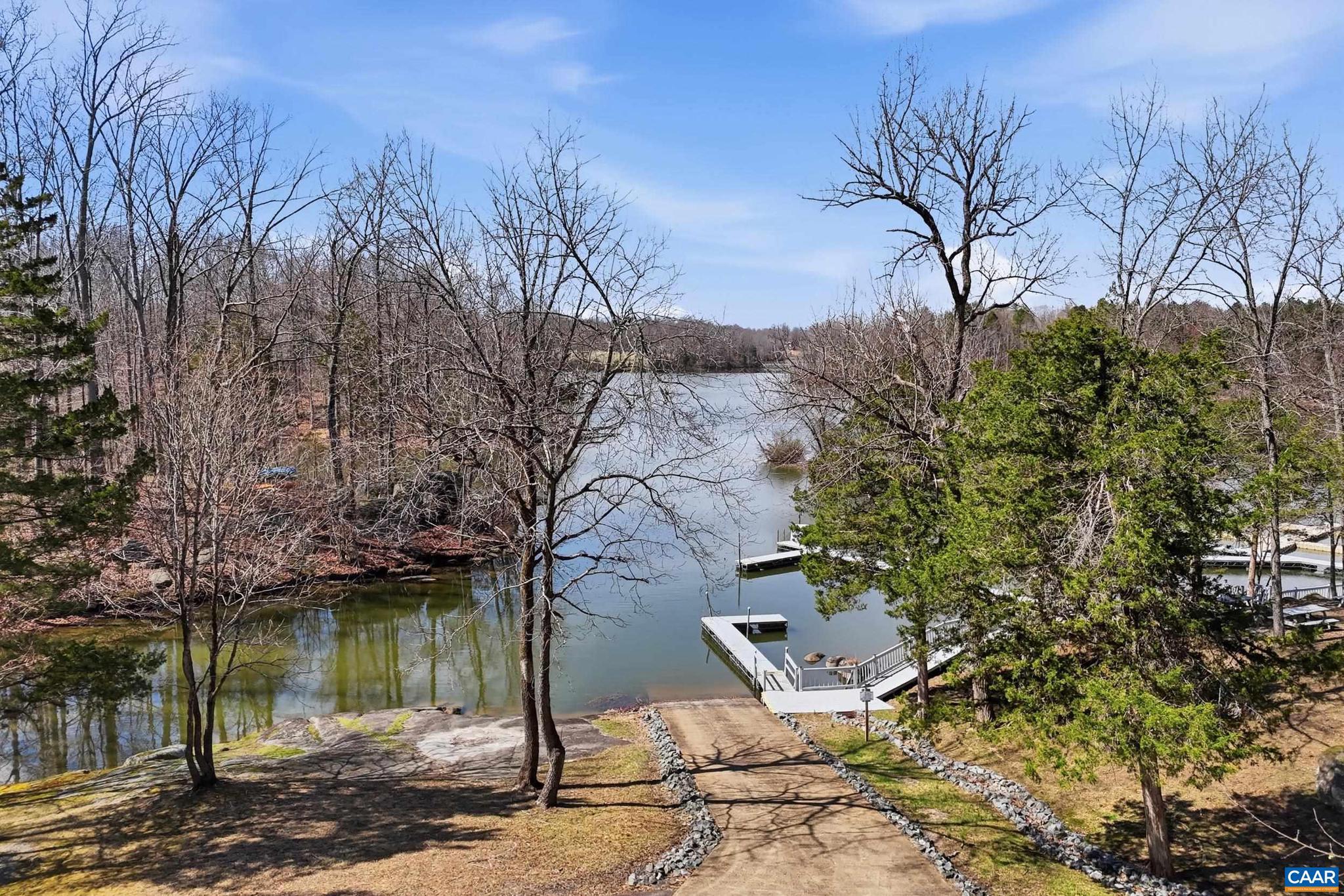 KELLYS LANDING - Land