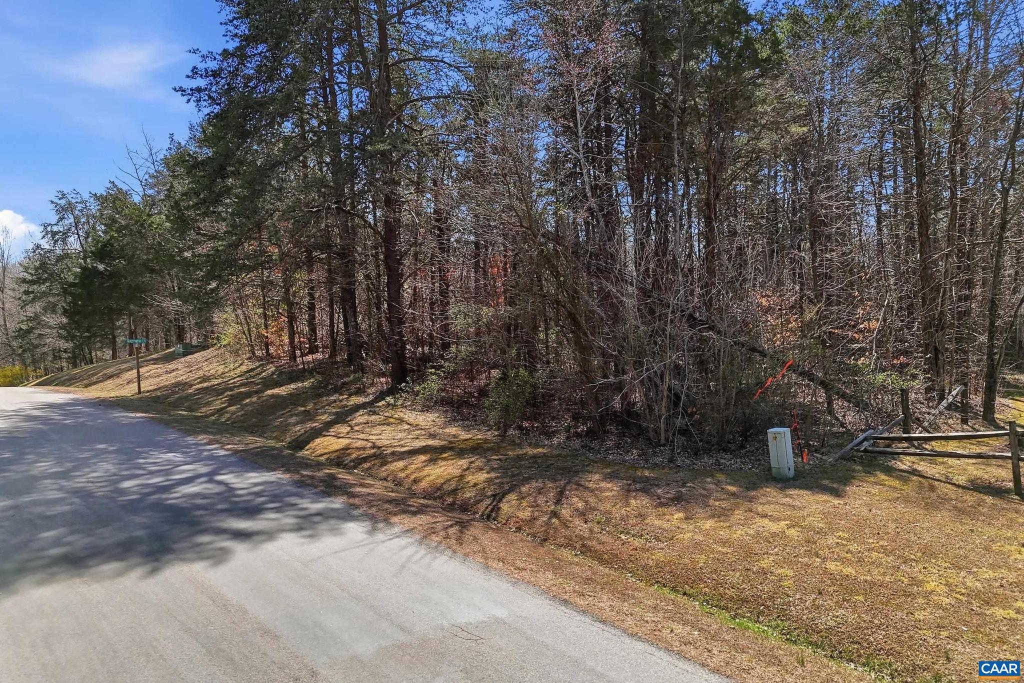 KELLYS LANDING - Land