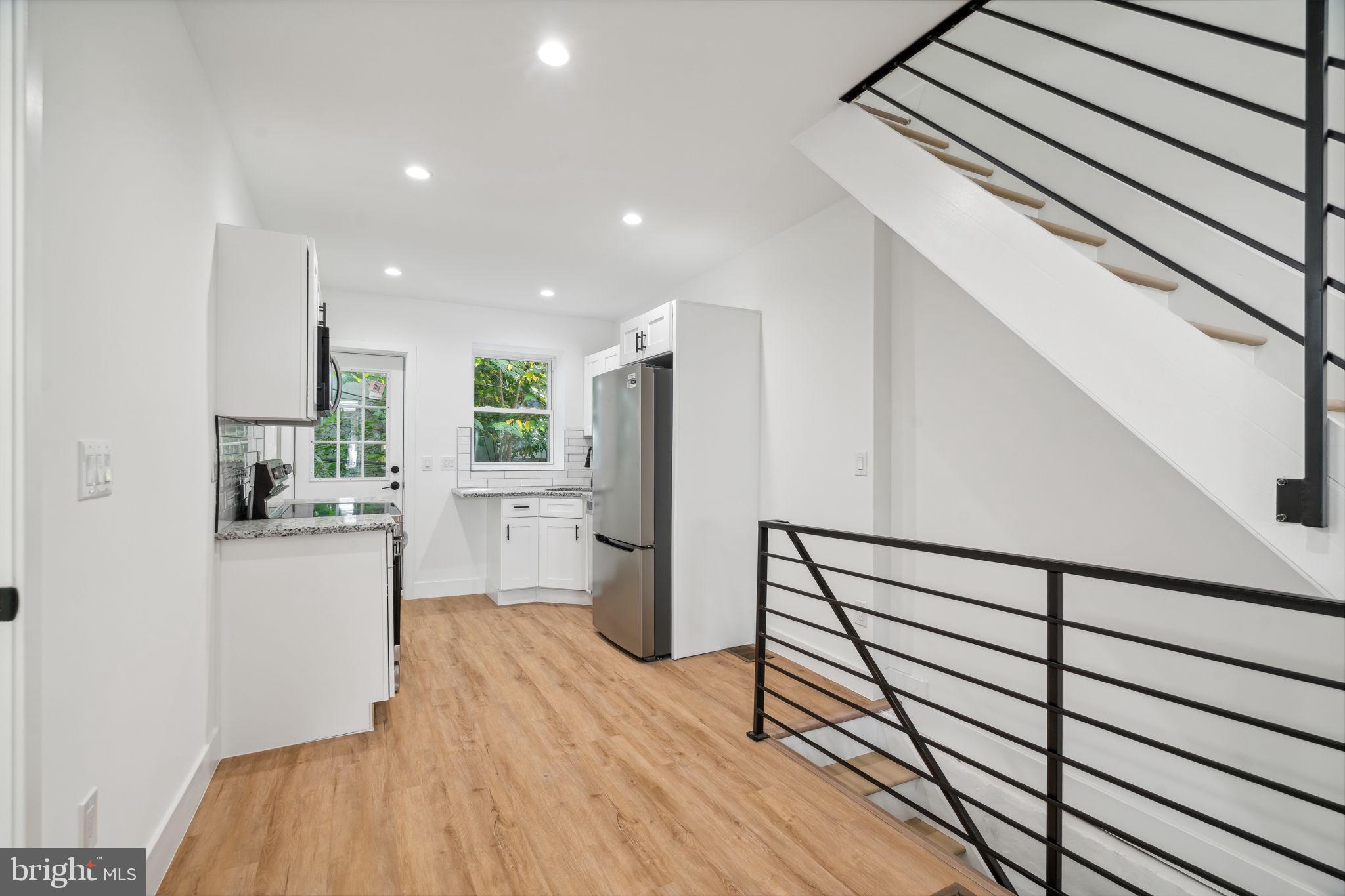 WEST PASSYUNK - Residential