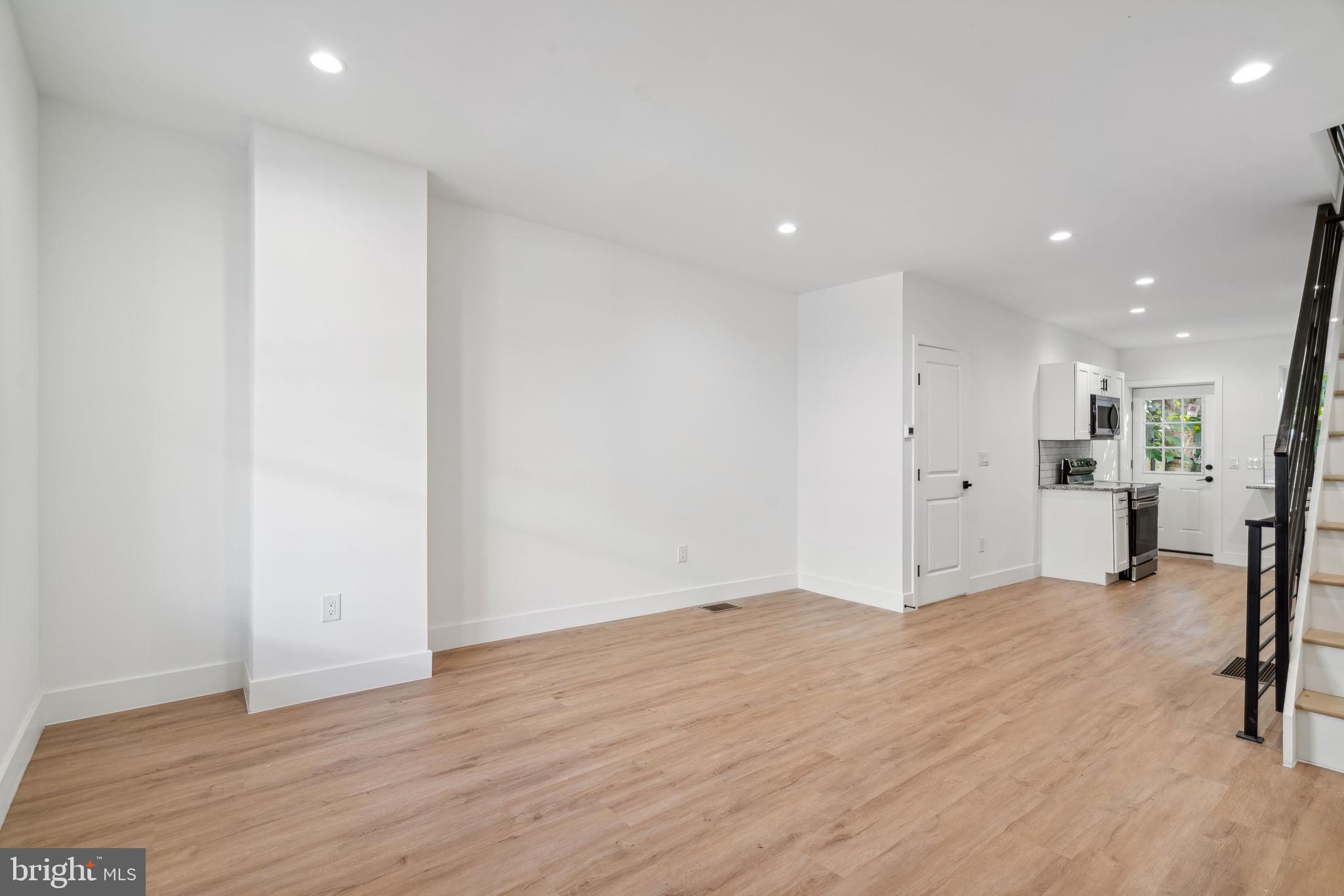 WEST PASSYUNK - Residential