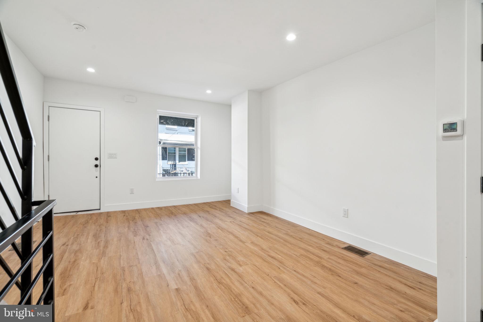 WEST PASSYUNK - Residential
