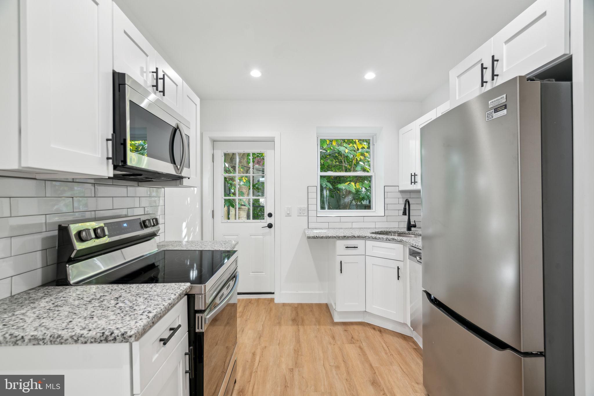 WEST PASSYUNK - Residential