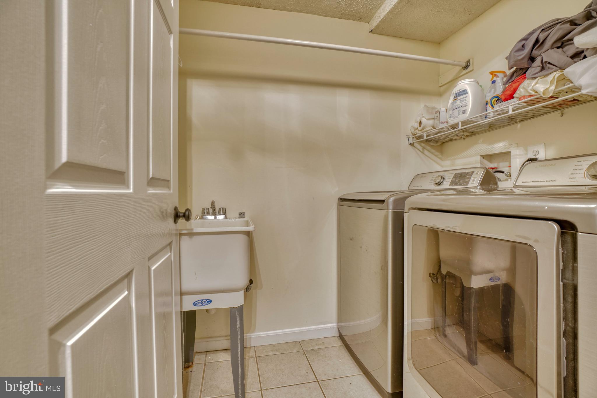 GLENWOOD GARTH - Residential