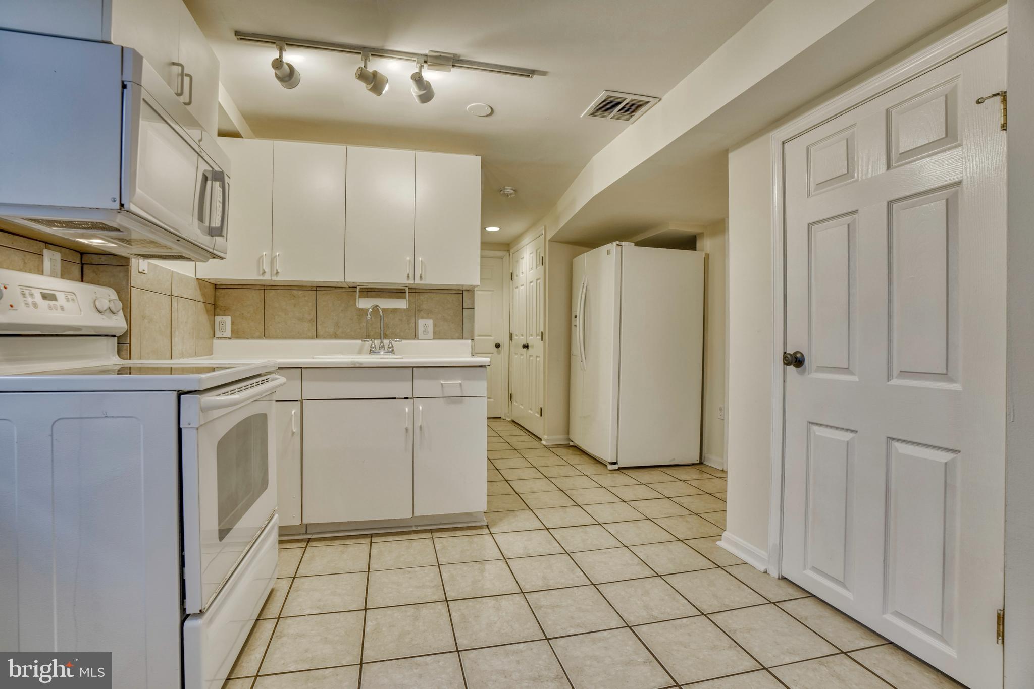 GLENWOOD GARTH - Residential