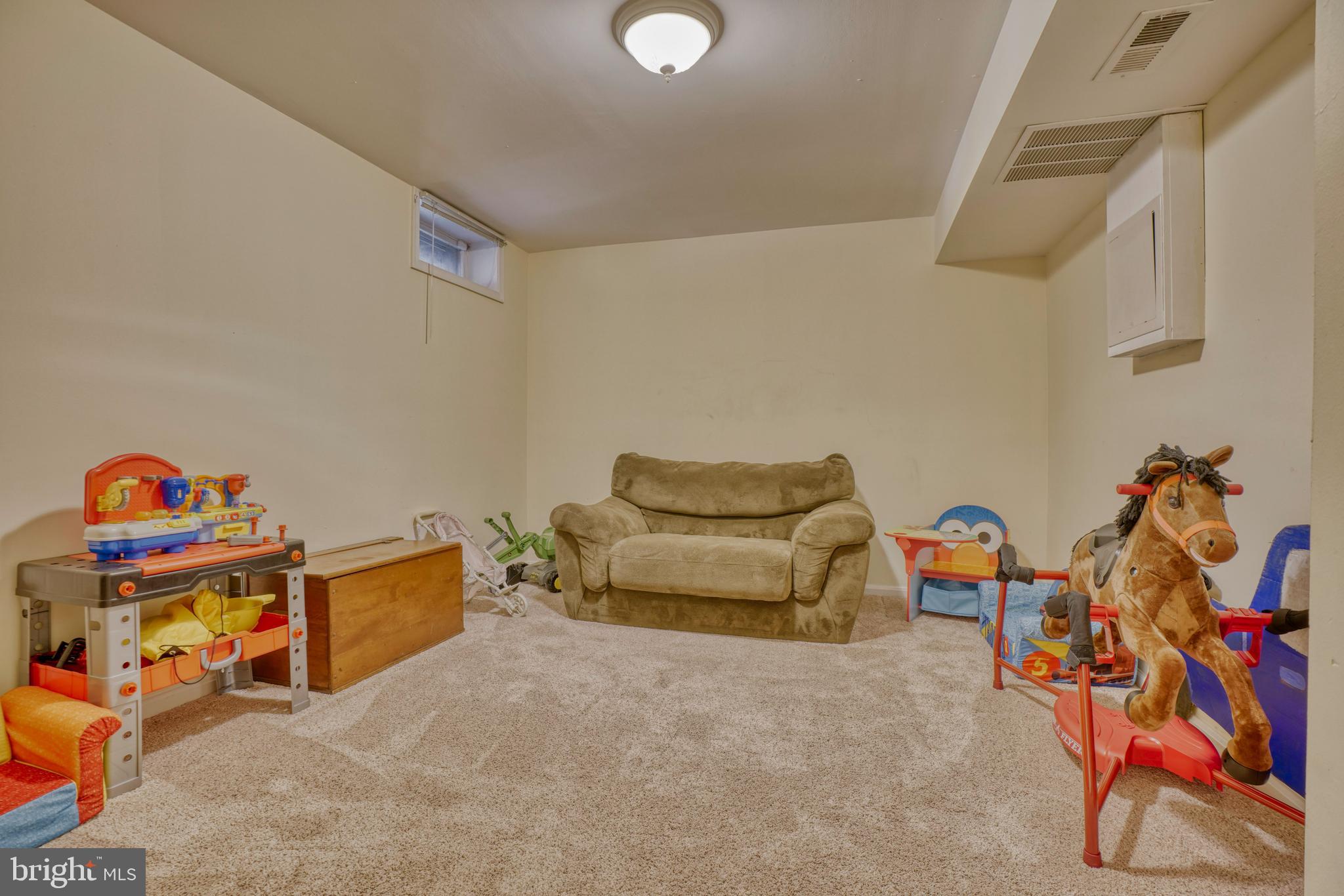 GLENWOOD GARTH - Residential