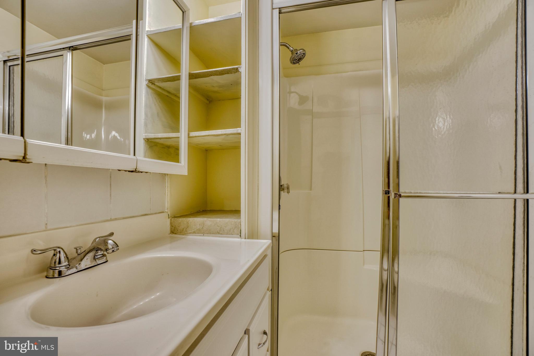 GLENWOOD GARTH - Residential