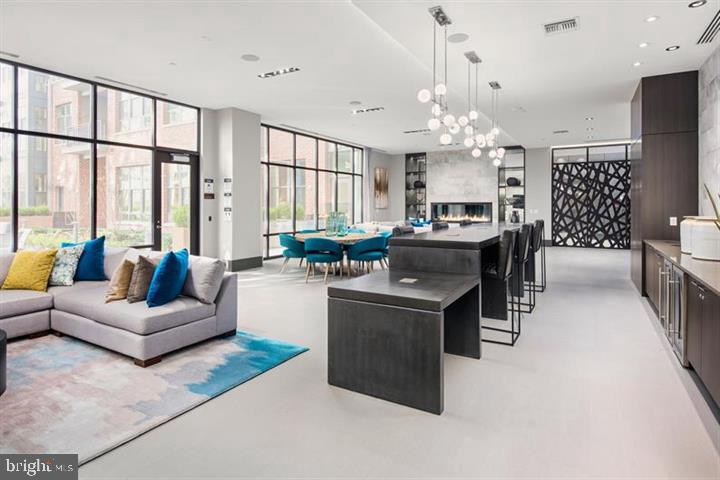 BEXLEY - Residential Lease