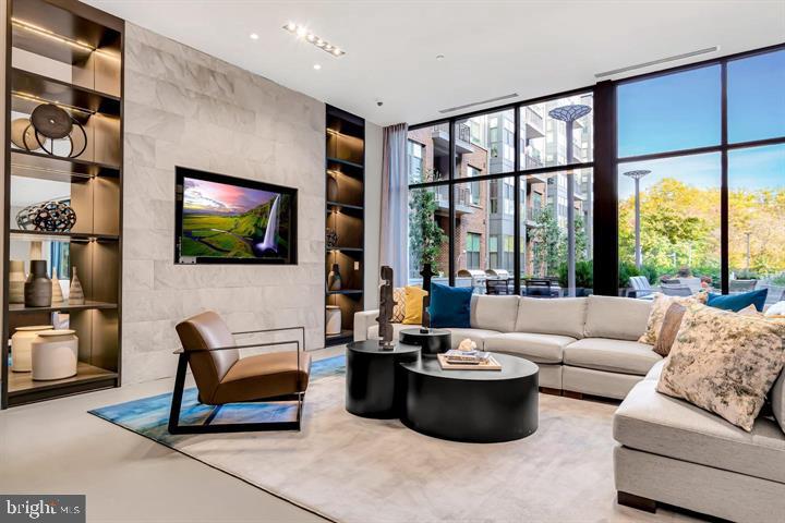 BEXLEY - Residential Lease