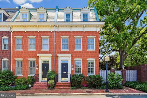 318 N FAIRFAX STREET ALEXANDRIA VA 22314