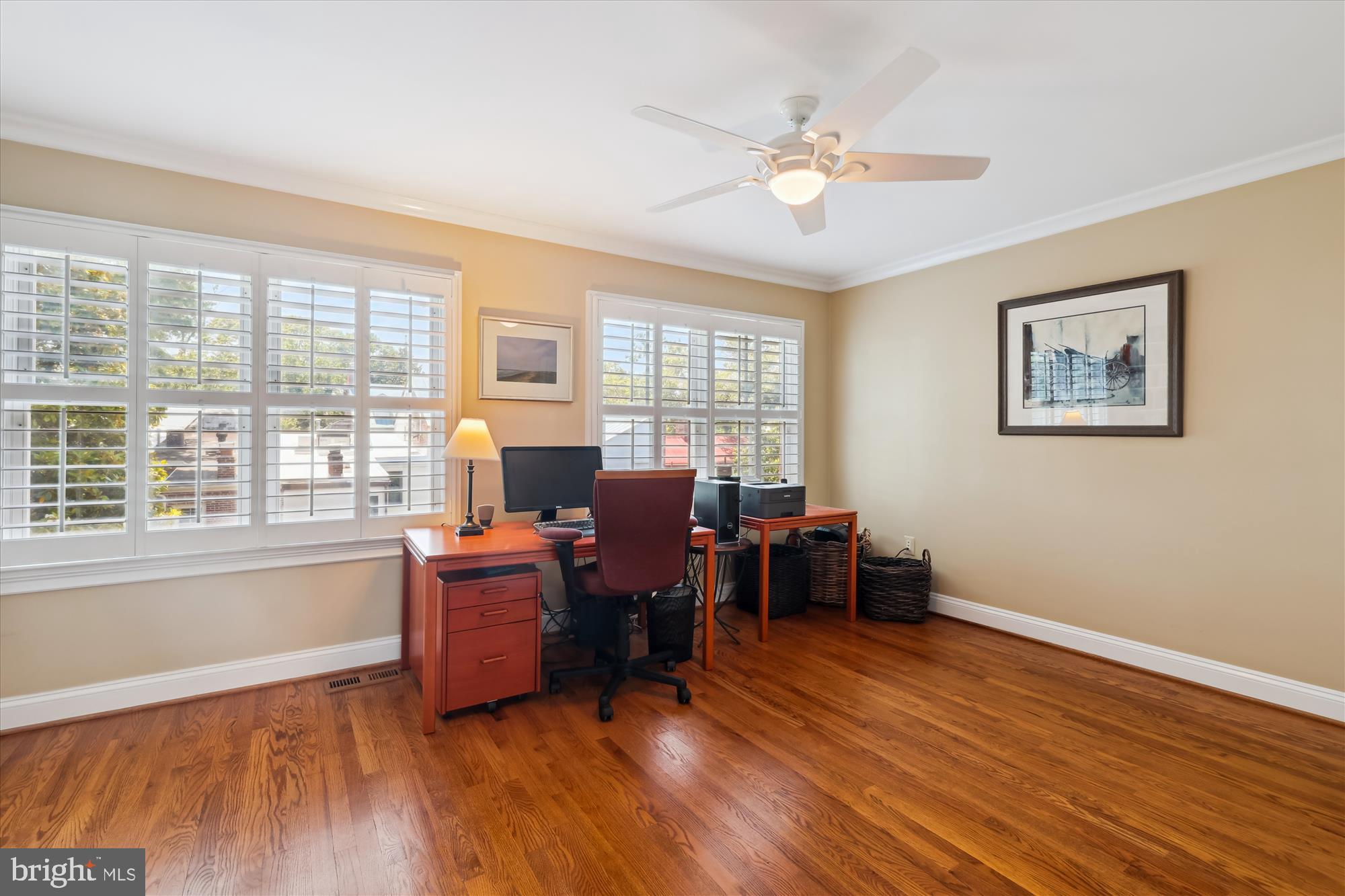 FAIRFAX ROW - Residential