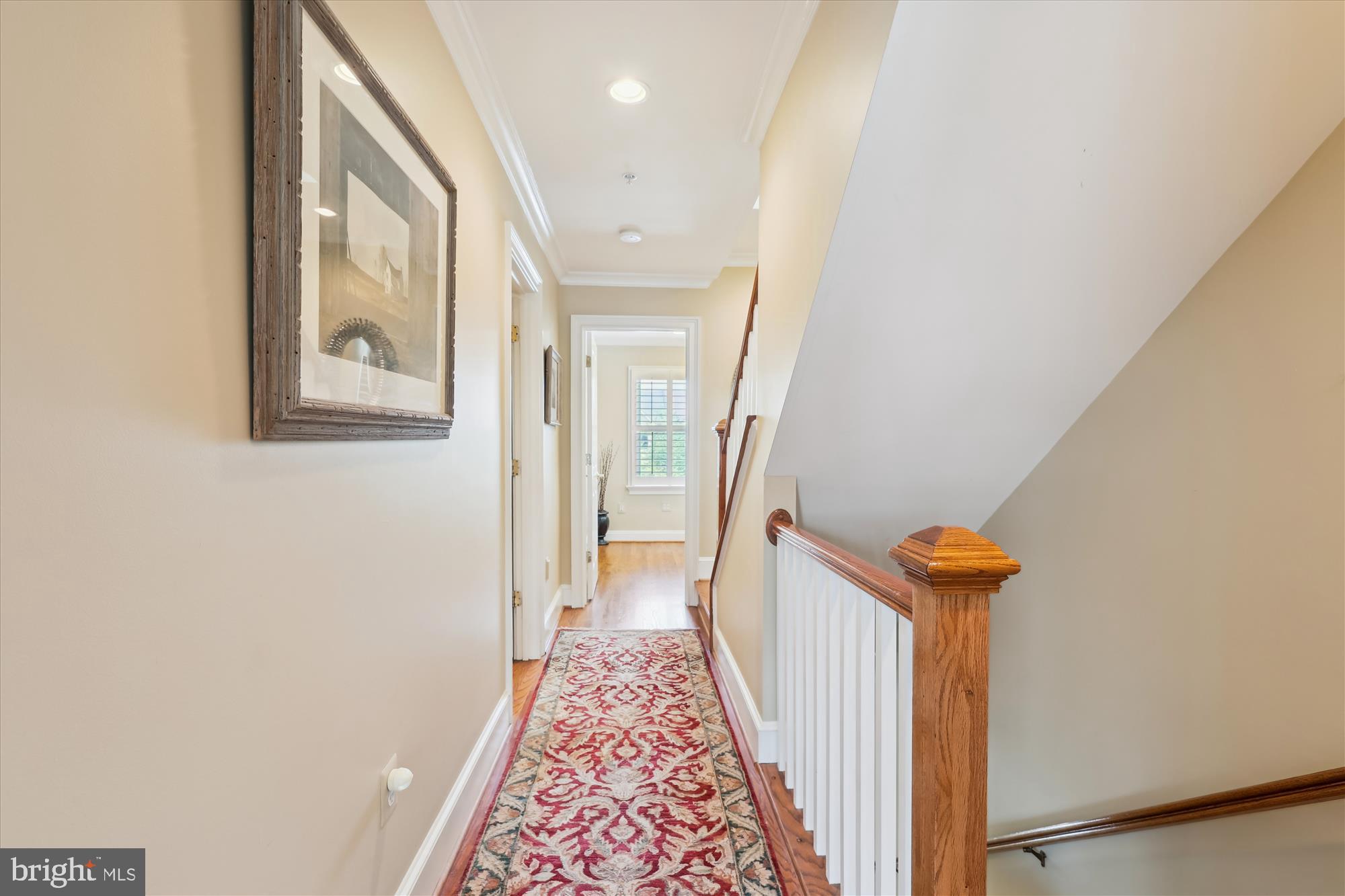 FAIRFAX ROW - Residential