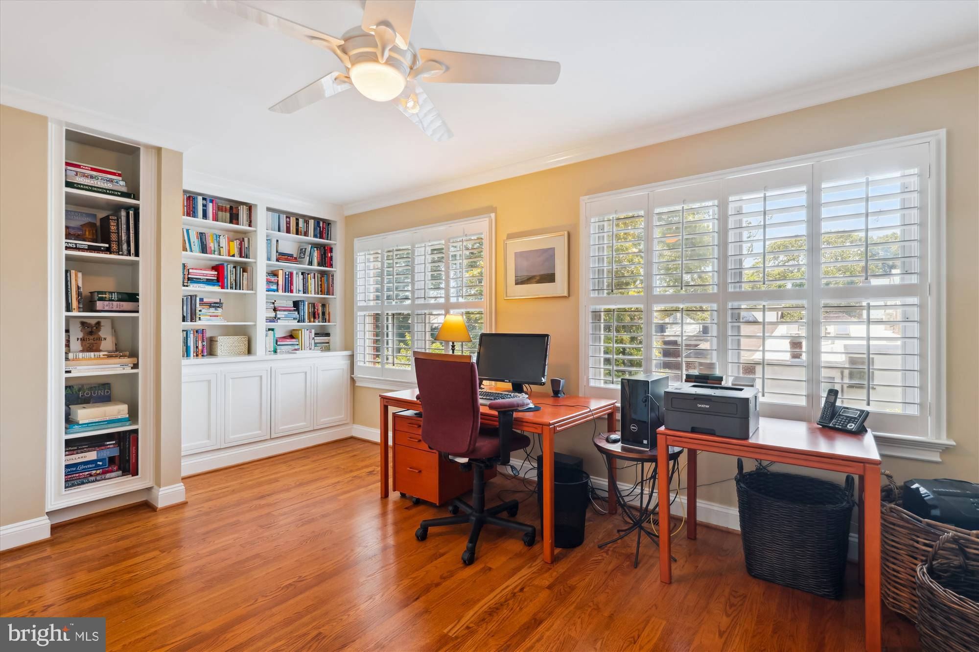 FAIRFAX ROW - Residential