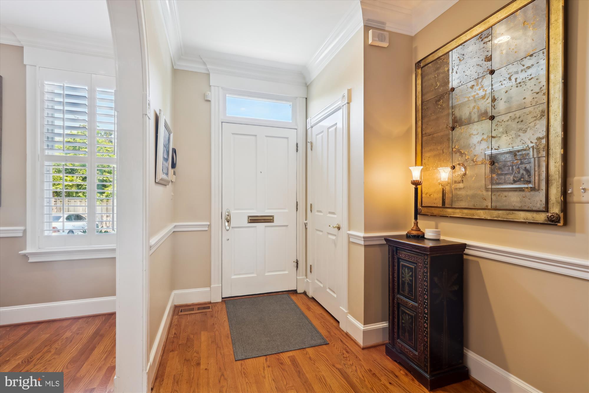 FAIRFAX ROW - Residential