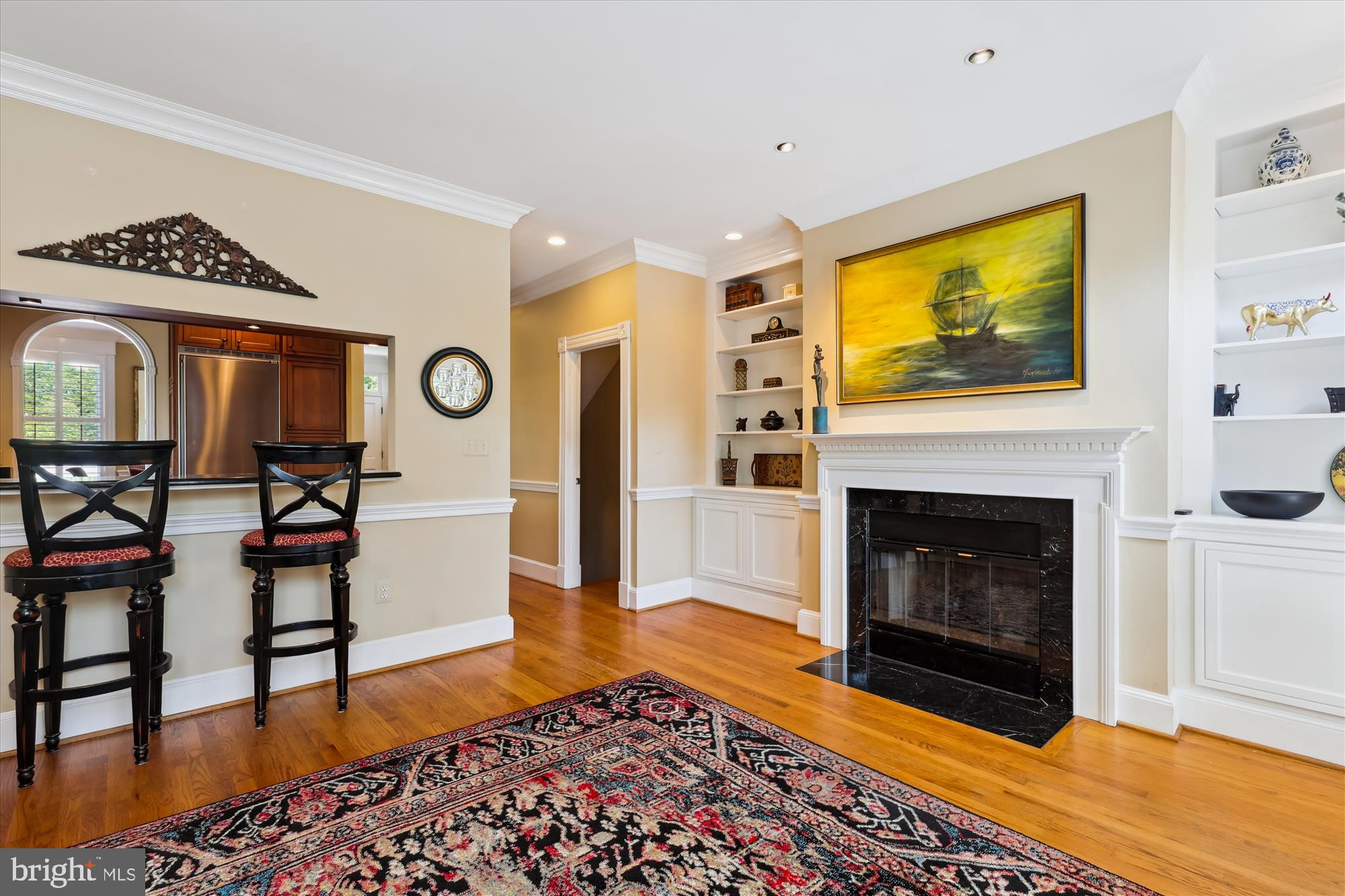 FAIRFAX ROW - Residential