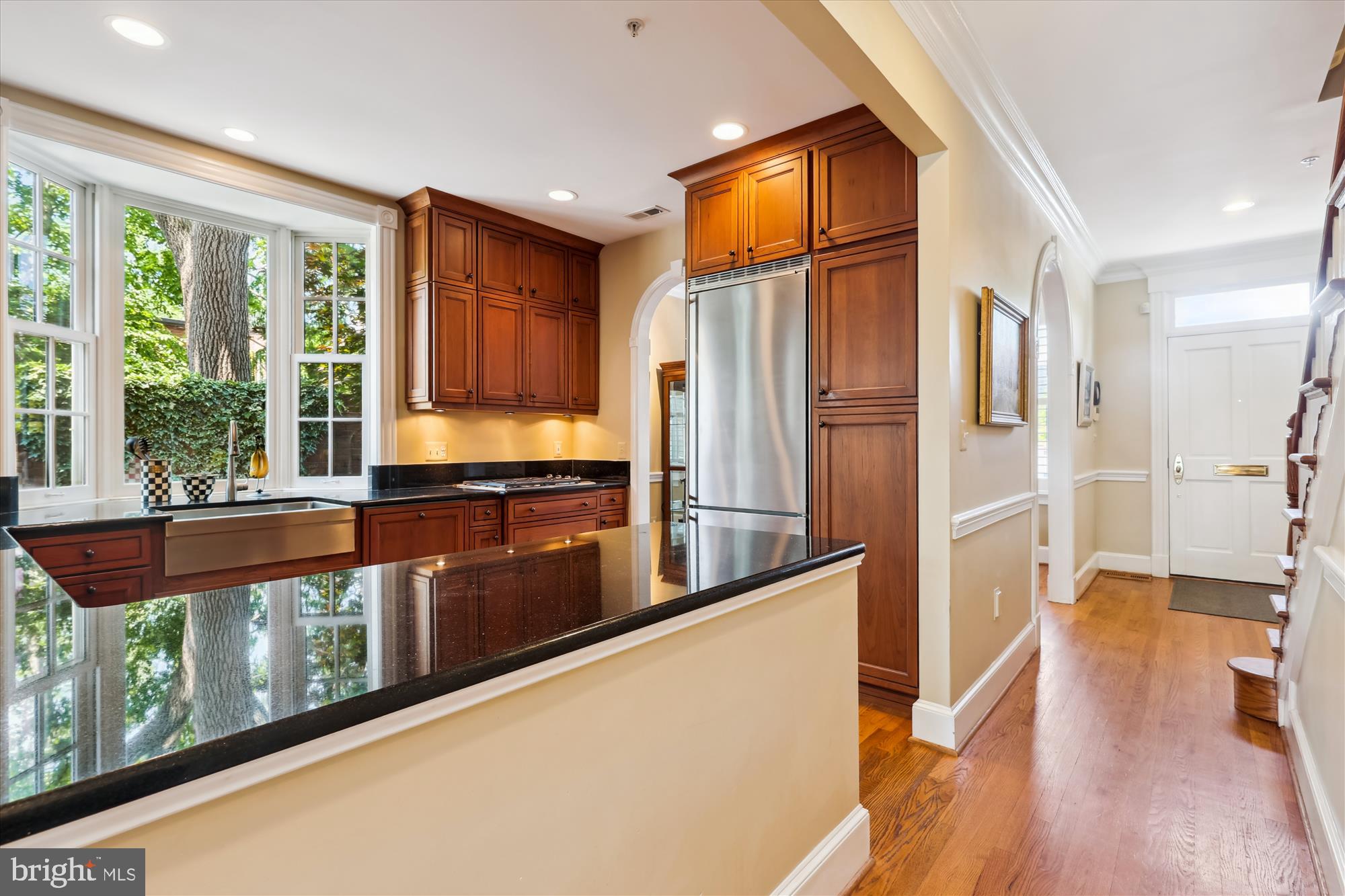 FAIRFAX ROW - Residential