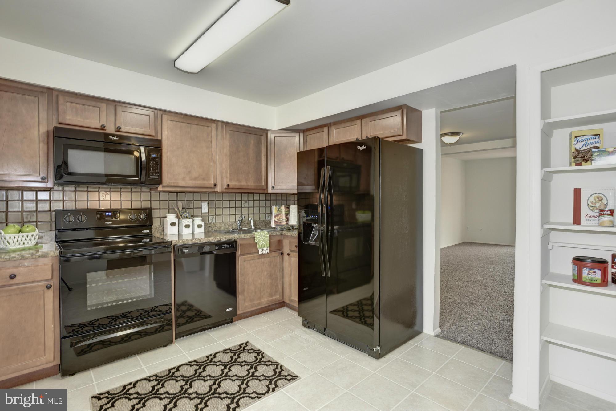 VILLAGE OF OWEN BROWN - Residential Lease