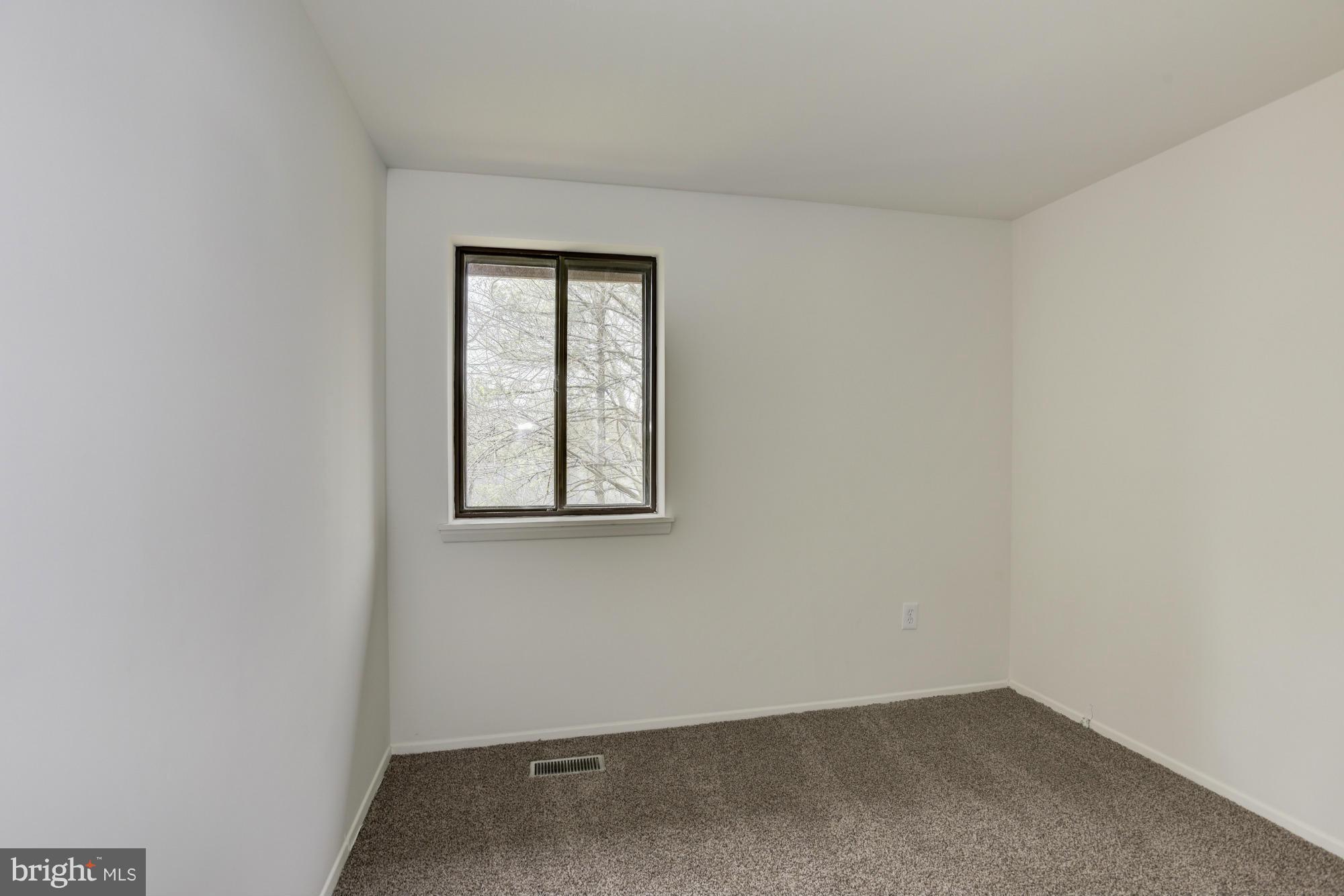 VILLAGE OF OWEN BROWN - Residential Lease