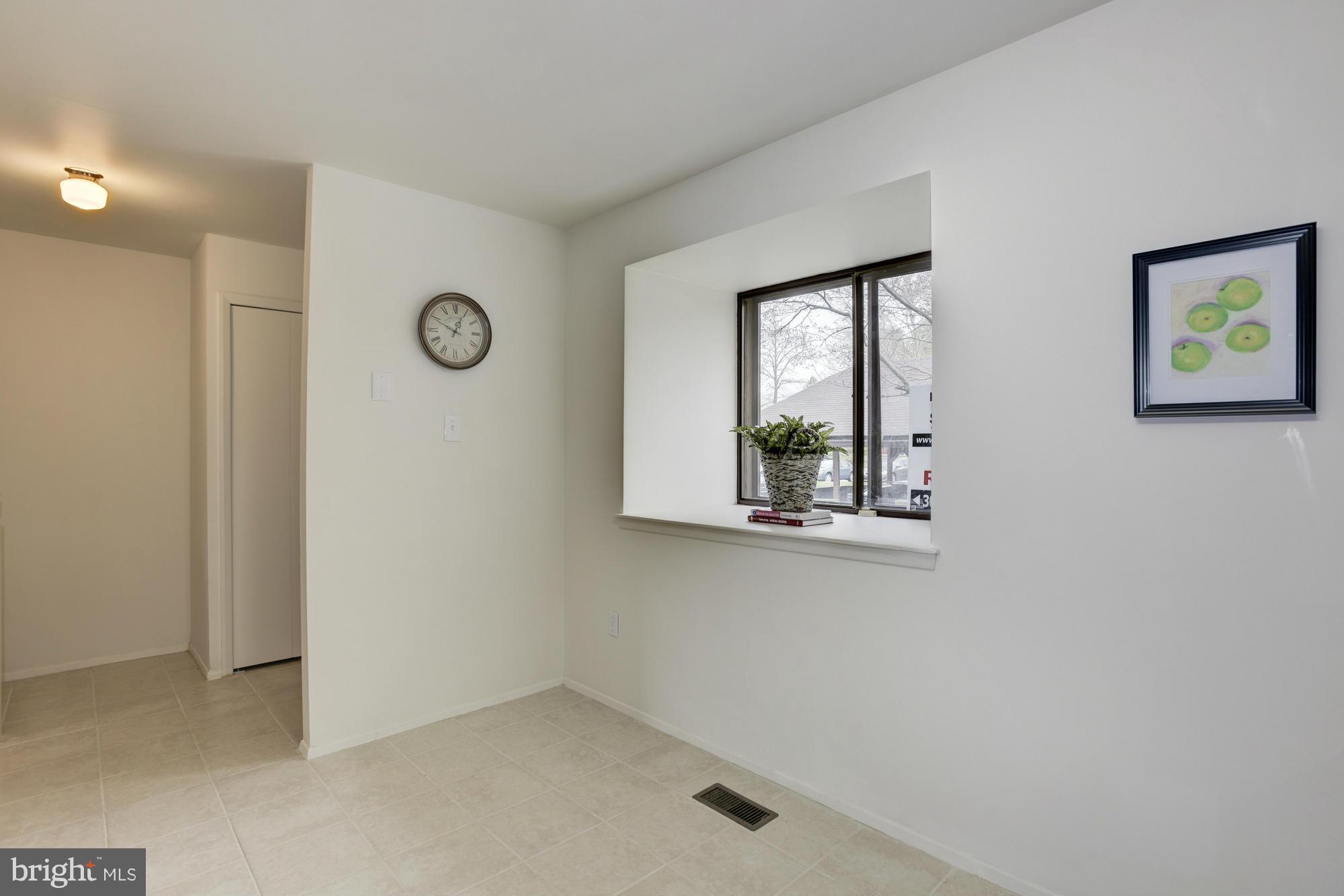 VILLAGE OF OWEN BROWN - Residential Lease