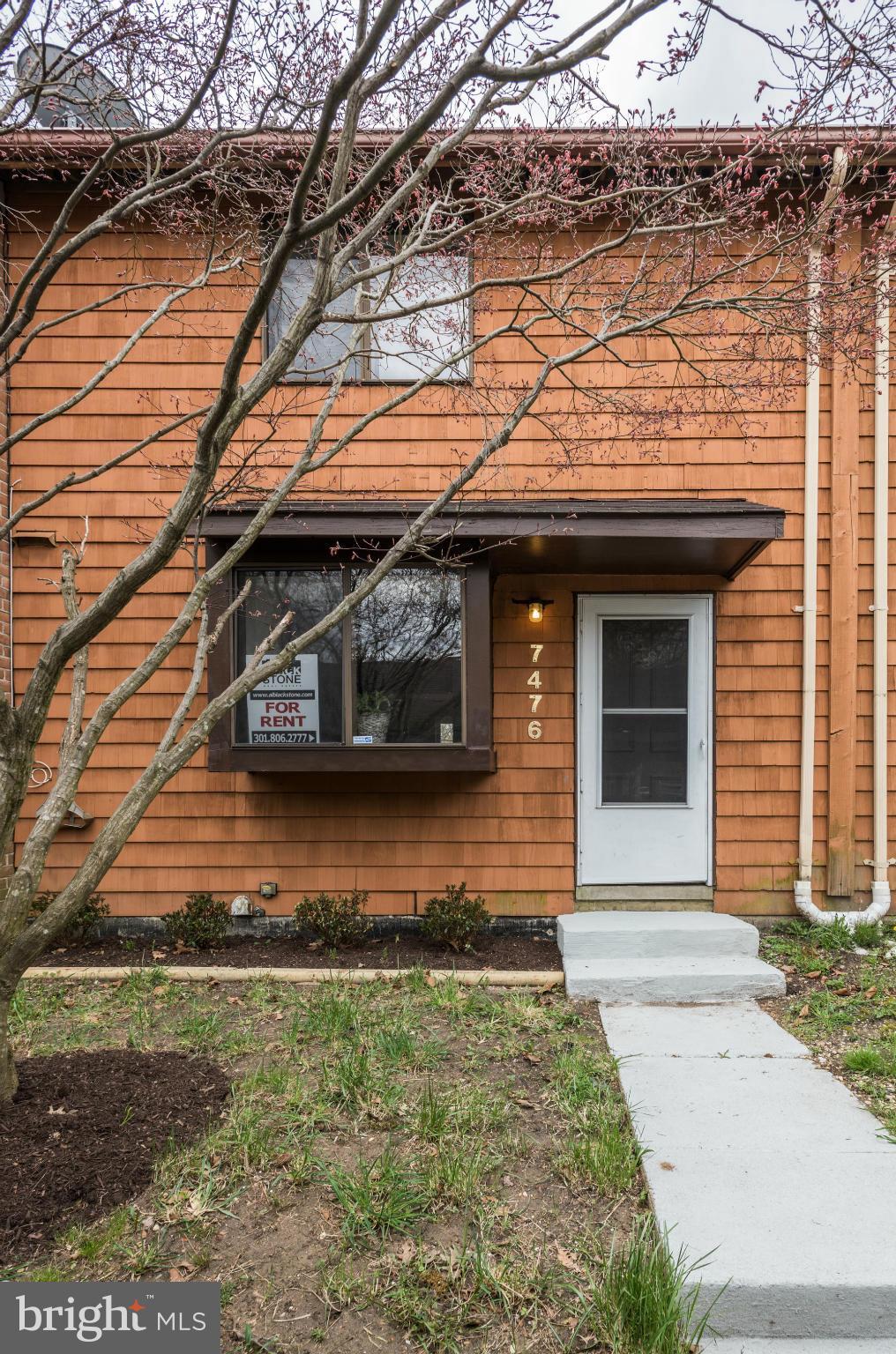 VILLAGE OF OWEN BROWN - Residential Lease