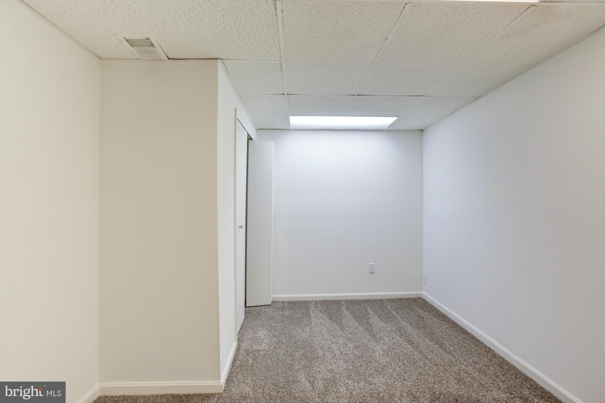 VILLAGE OF OWEN BROWN - Residential Lease