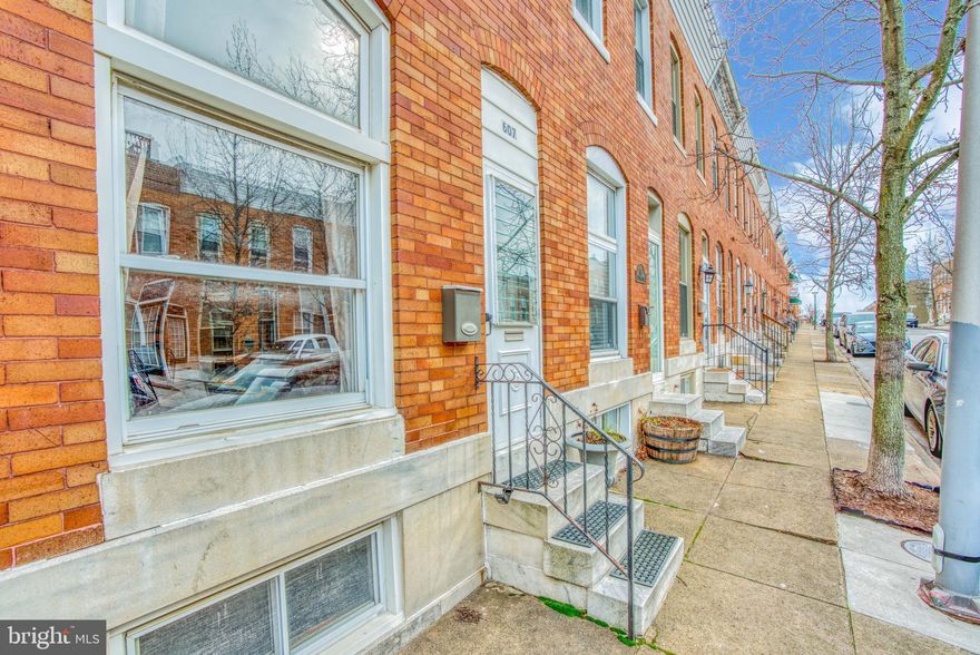 ***HOME IS VACANT AND CLEAN! If you don't want to bring your client, just call me and I will for you!***Get into the heart of Canton at great price.  Perfect starter home with original hardwood floors throughout, a wide open main level, exposed brick, large kitchen with center island, AND EASY PARKING! Home sits a little over 1 block from Patterson Park and 5-6 blocks from the Canton Square. Here's your chance to get into the the popular 21224 zip code and still be able to afford all the things the city has to offer! ***click here for a quick virtual tour https://youtu.be/5u-v9Zmy7l8