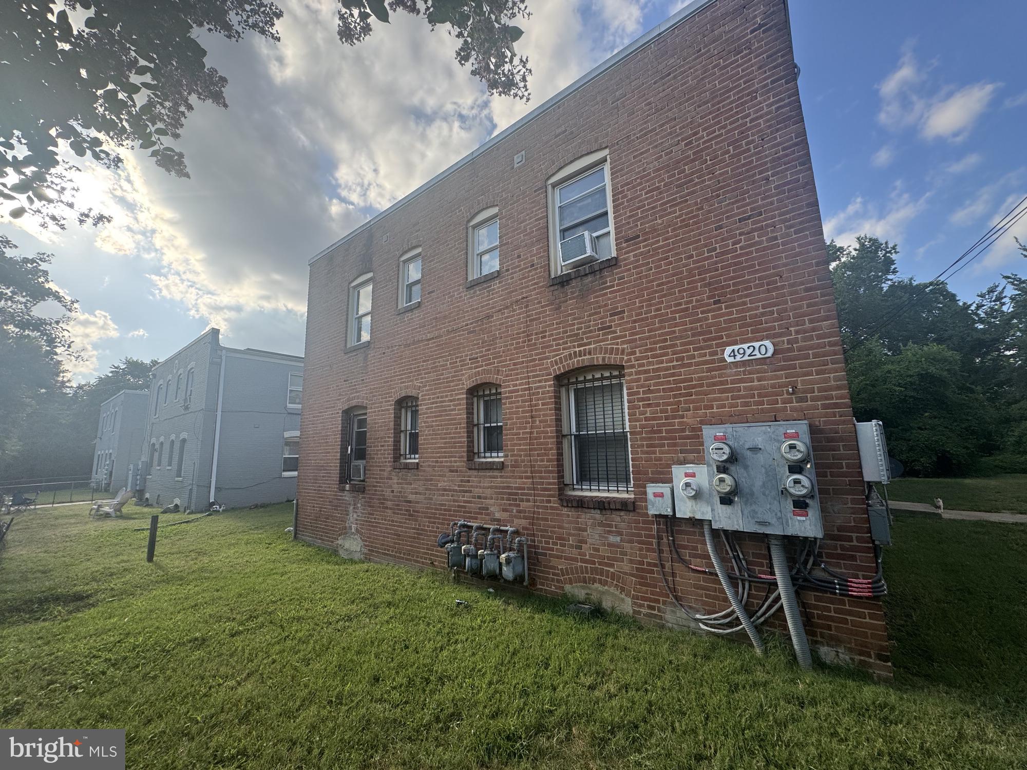 4920 NASH STREET NE
