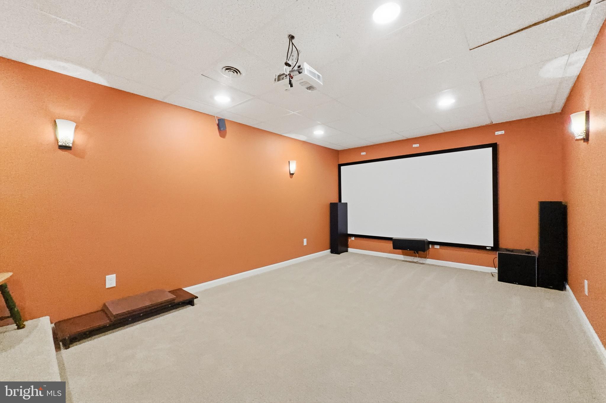 BRENNAN ESTATES - Residential