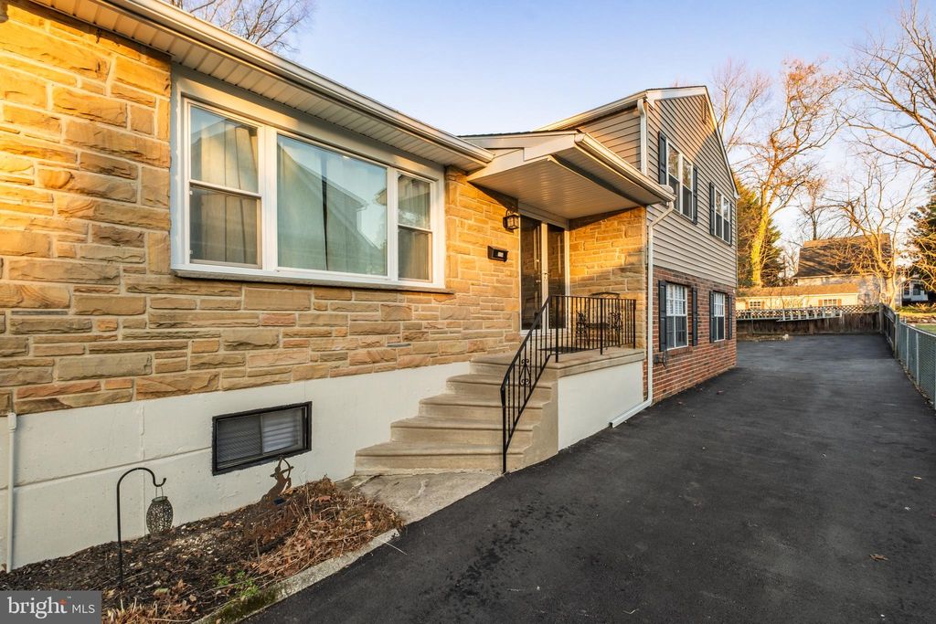 Photo of 1136 Bon Air Road, HAVERTOWN, PA 19083 (MLS # PADE2110912)