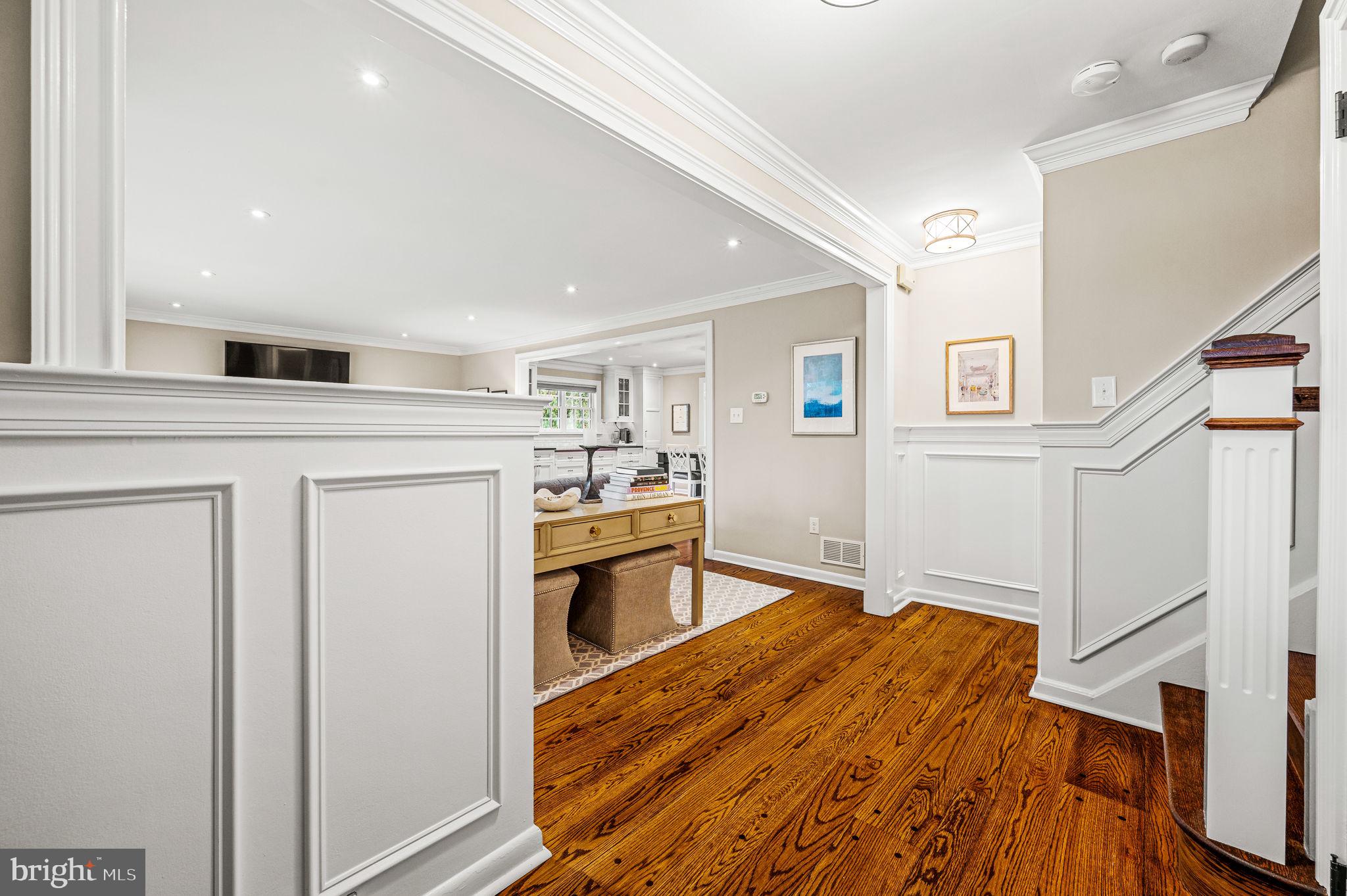 STRAFFORD VILLAGE - Residential