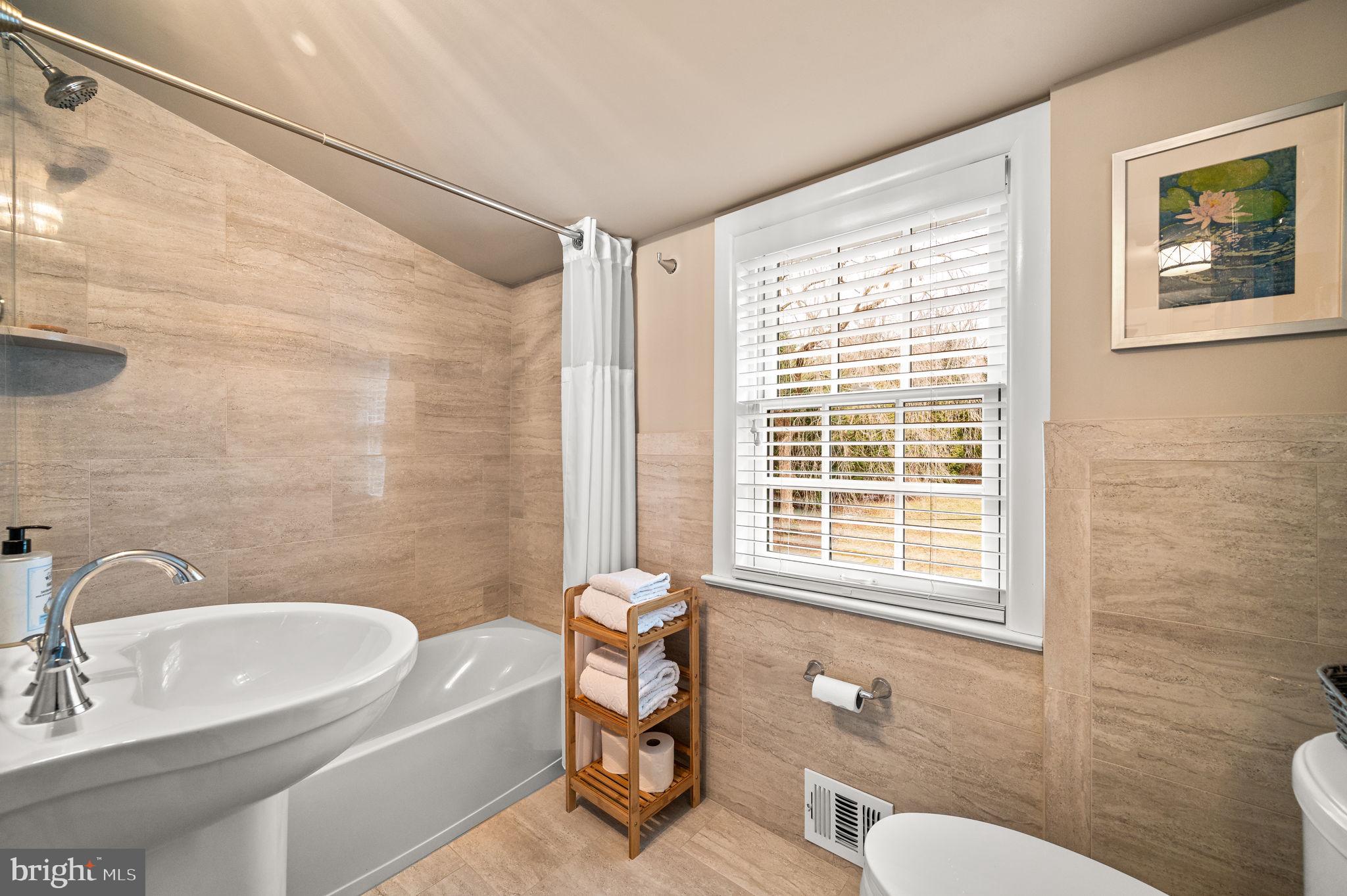 STRAFFORD VILLAGE - Residential