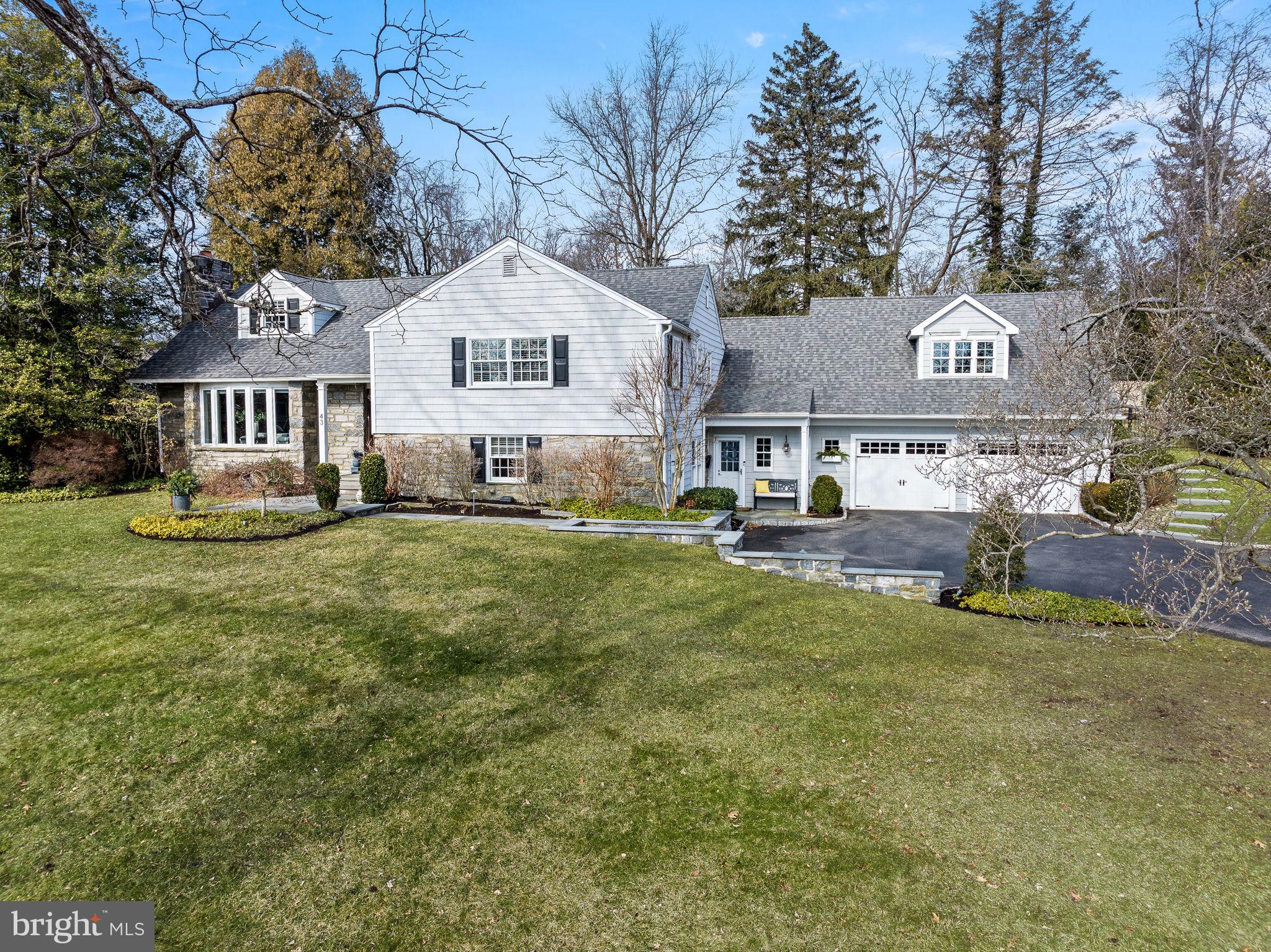 STRAFFORD VILLAGE - Residential